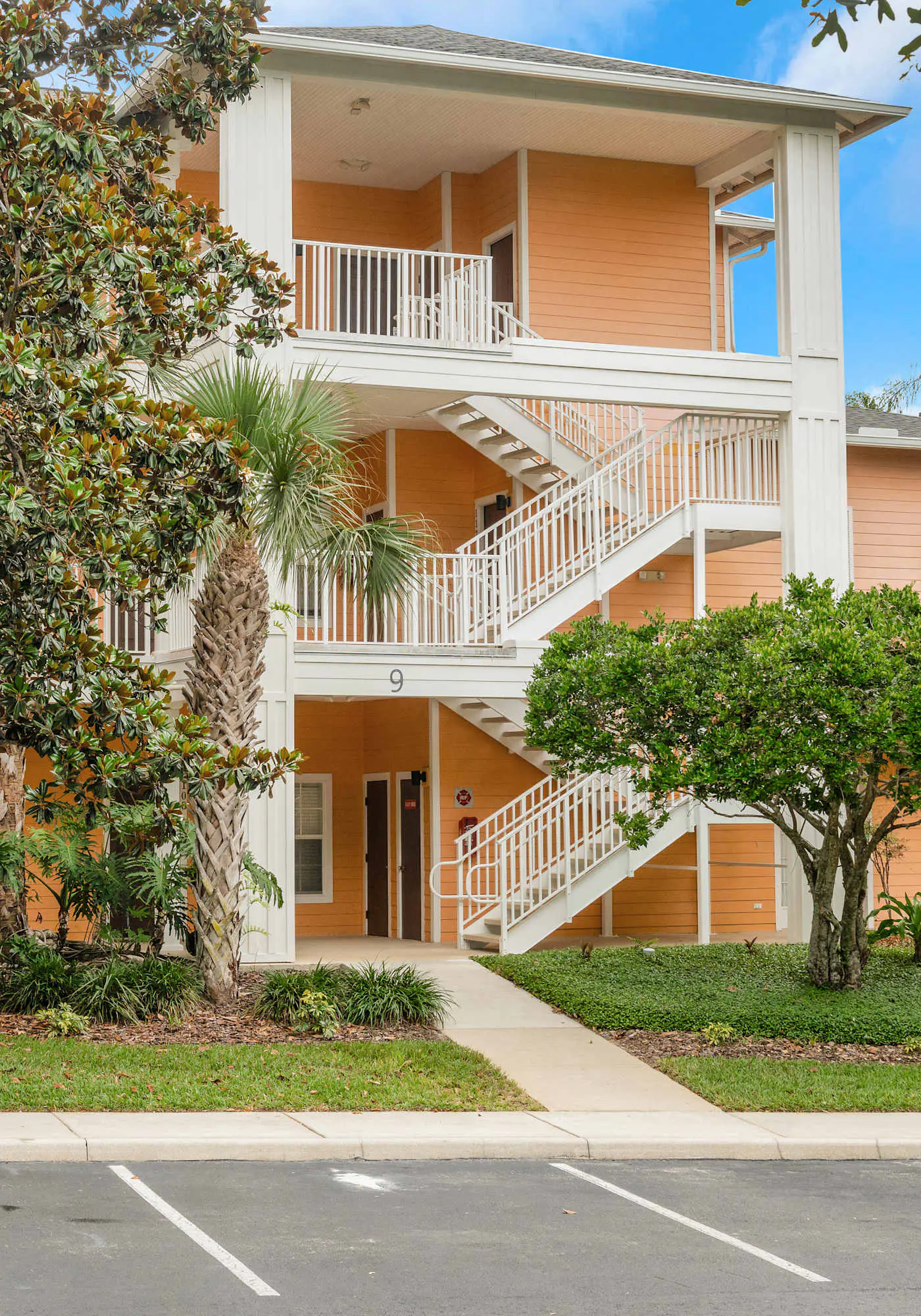 3BR Resort Condo Family Getaway near Disney World