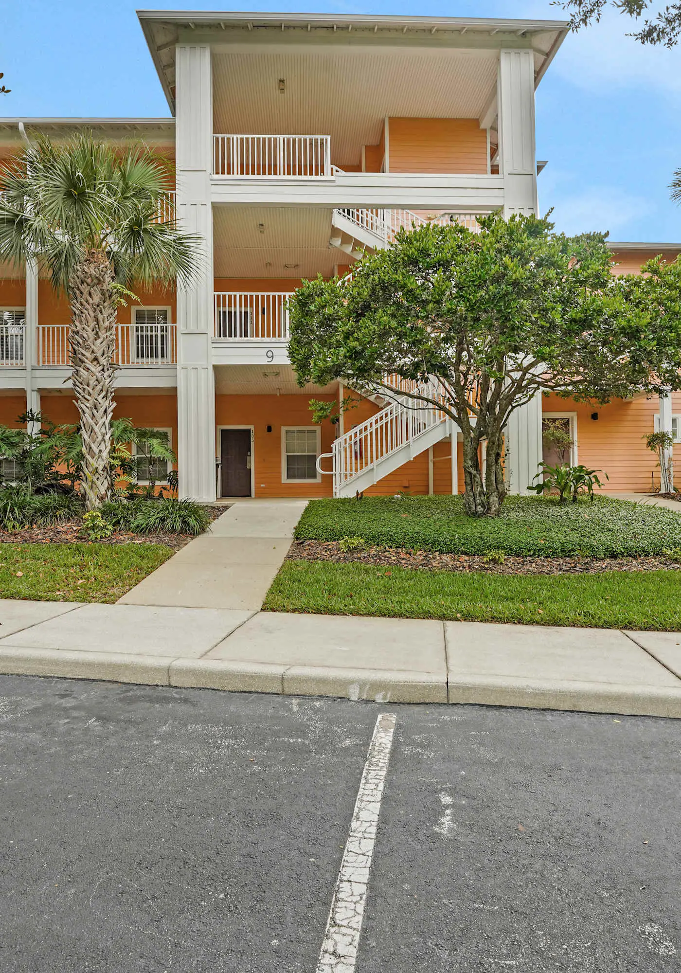 3BR Resort Condo Family Getaway near Disney World