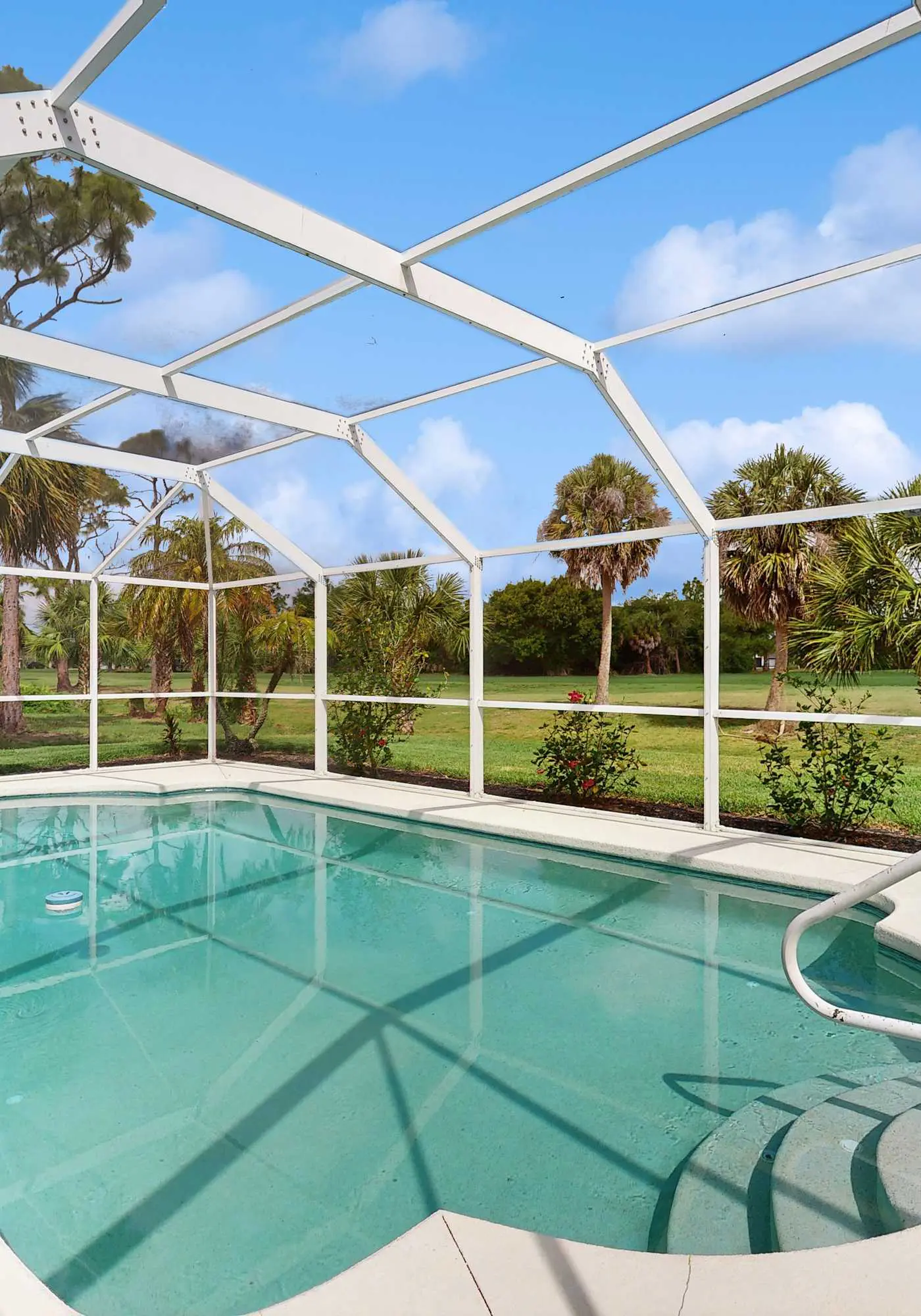 Spacious home with outdoor space & private pool