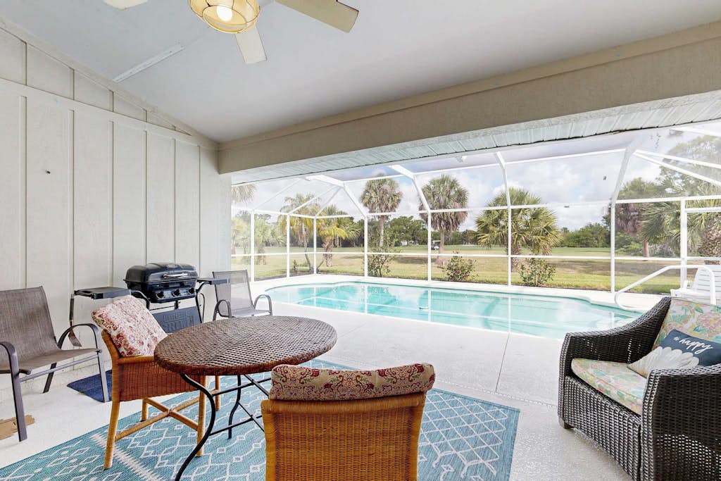 Spacious home with outdoor space & private pool