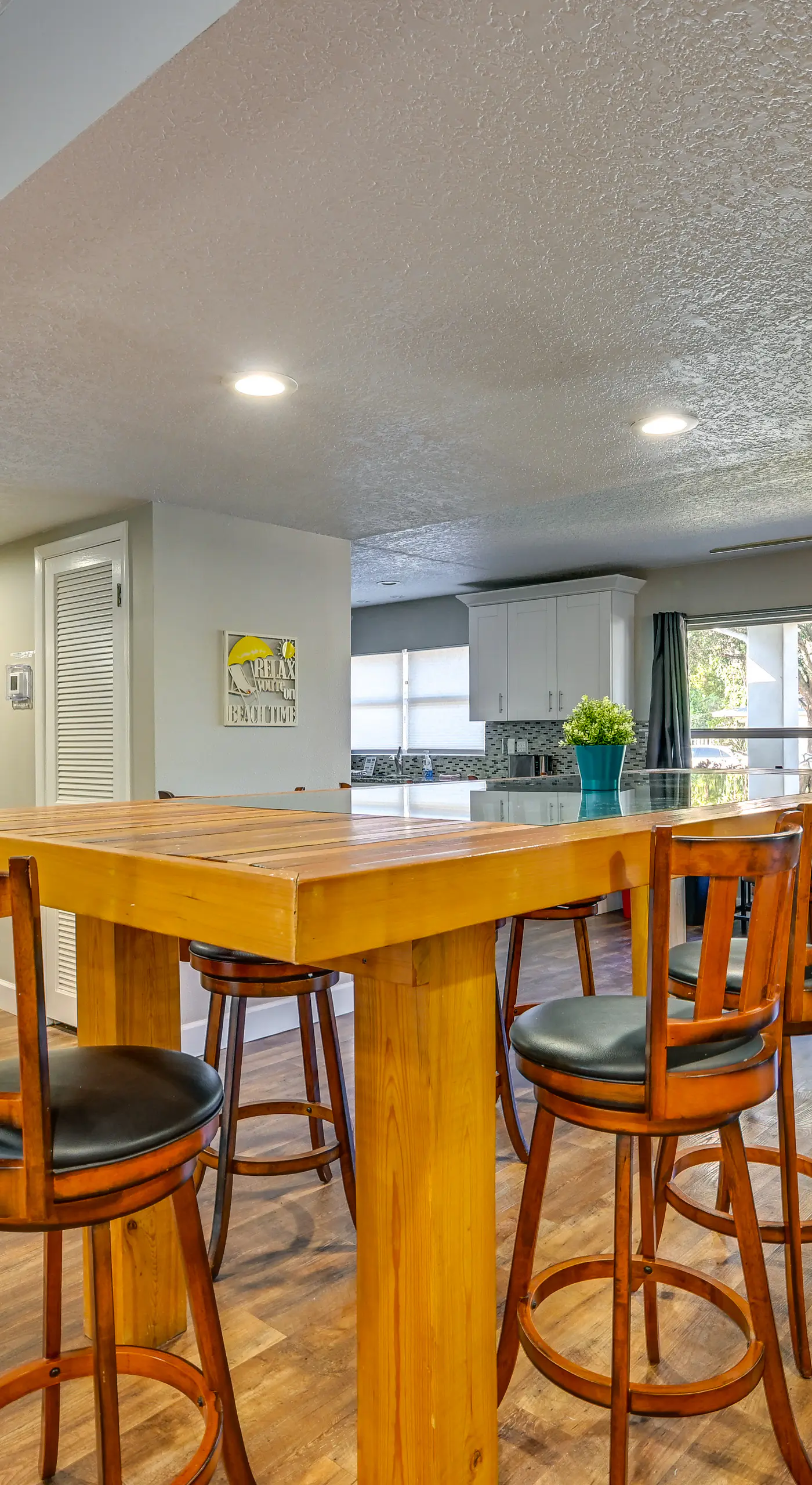 Dock & Beautiful Views! Spacious Bellows Lake Gem