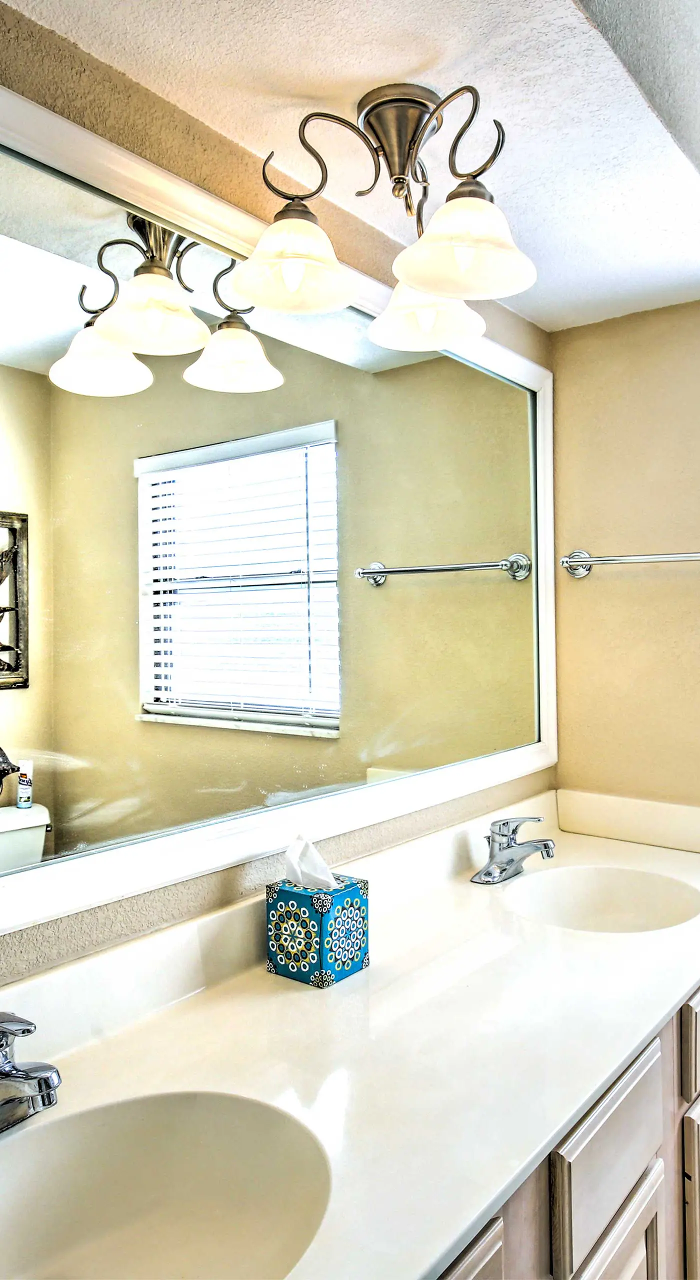 Solar-Heated Pool! Tropical Apollo Beach Hideaway