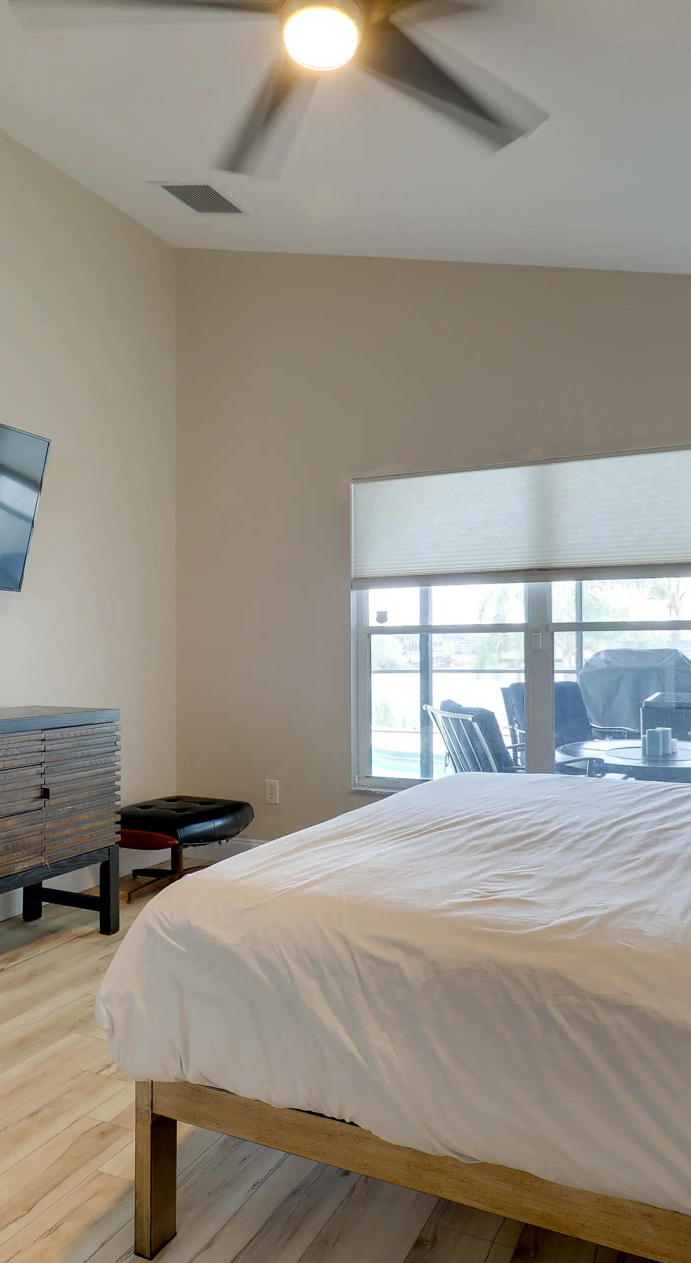 Bright Getaway w/ Ski Lake, 11 Miles to Dtwn Tampa