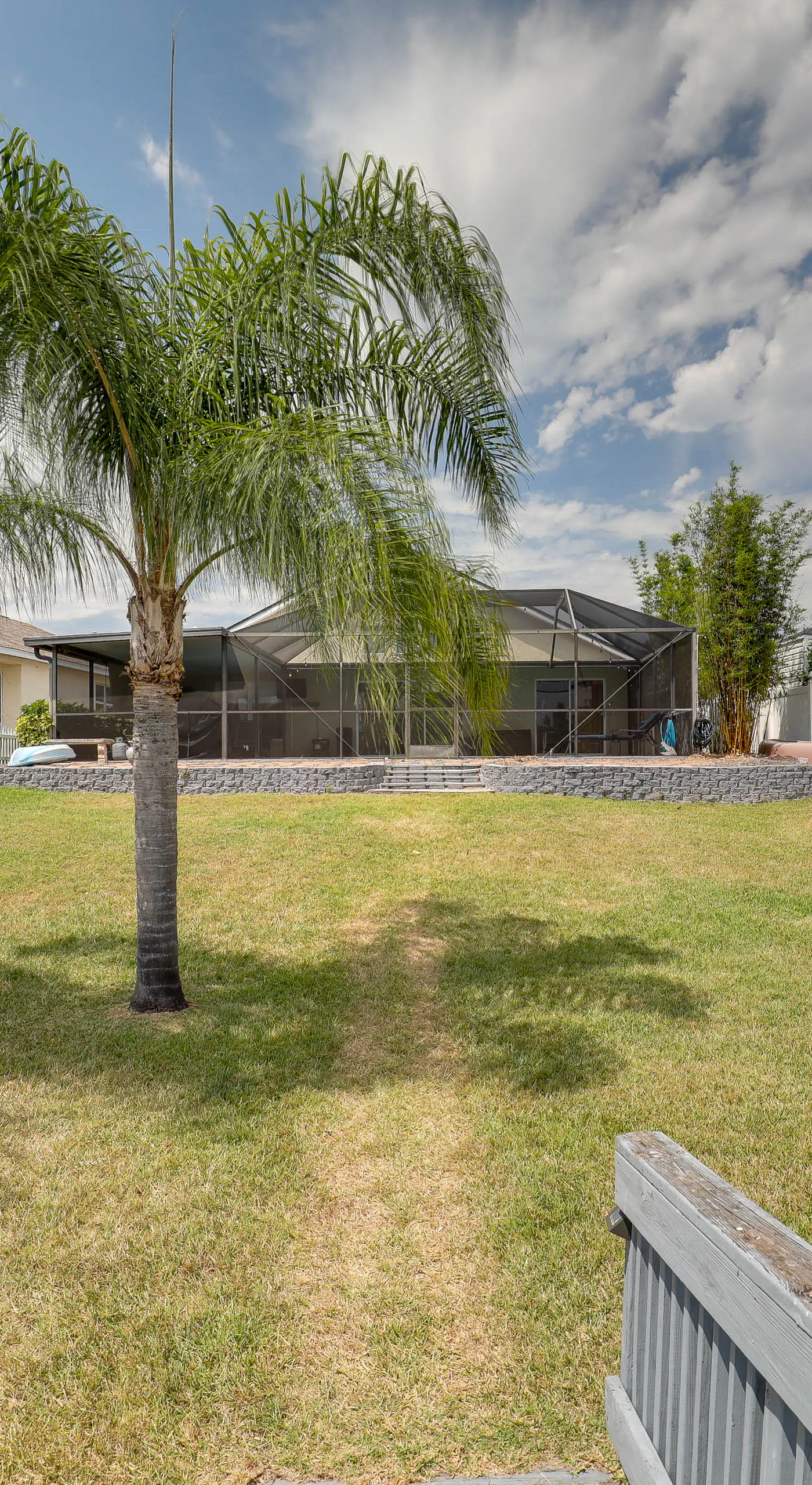 Bright Getaway w/ Ski Lake, 11 Miles to Dtwn Tampa
