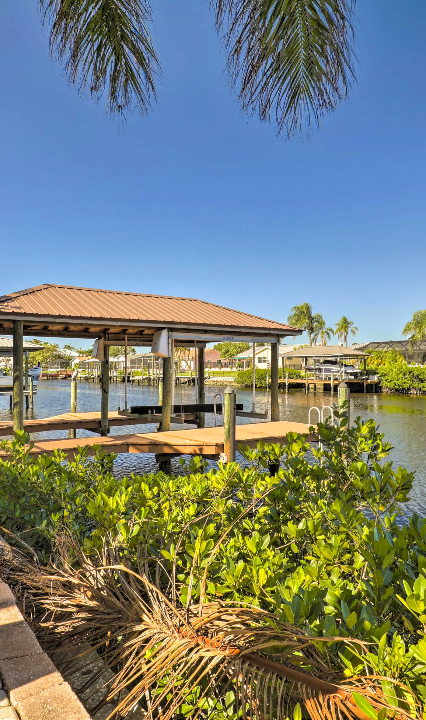 Heated Pool/Spa & Dock: Apollo Beach Home on Canal