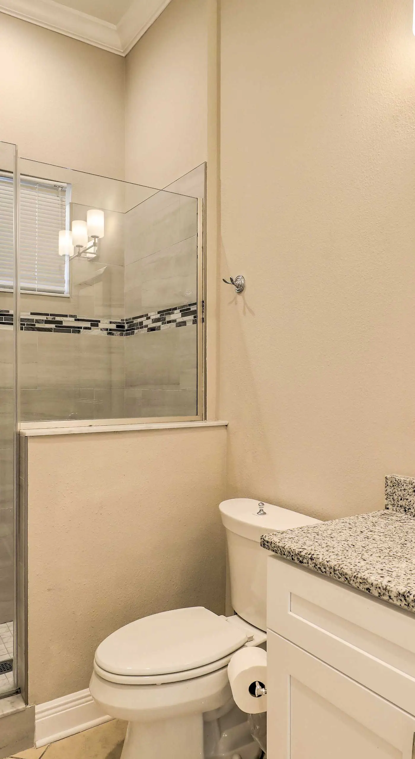 Waterfront Gem w/ Pool & Dock in Apollo Beach