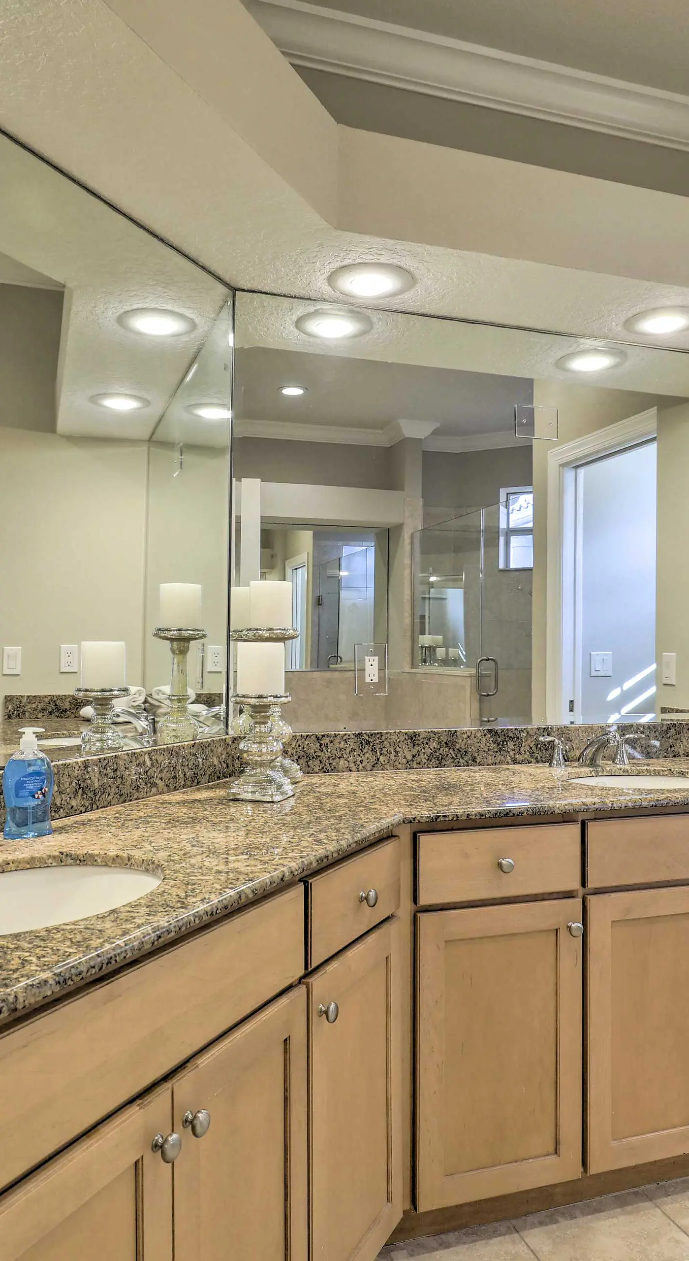 Waterfront Gem w/ Pool & Dock in Apollo Beach