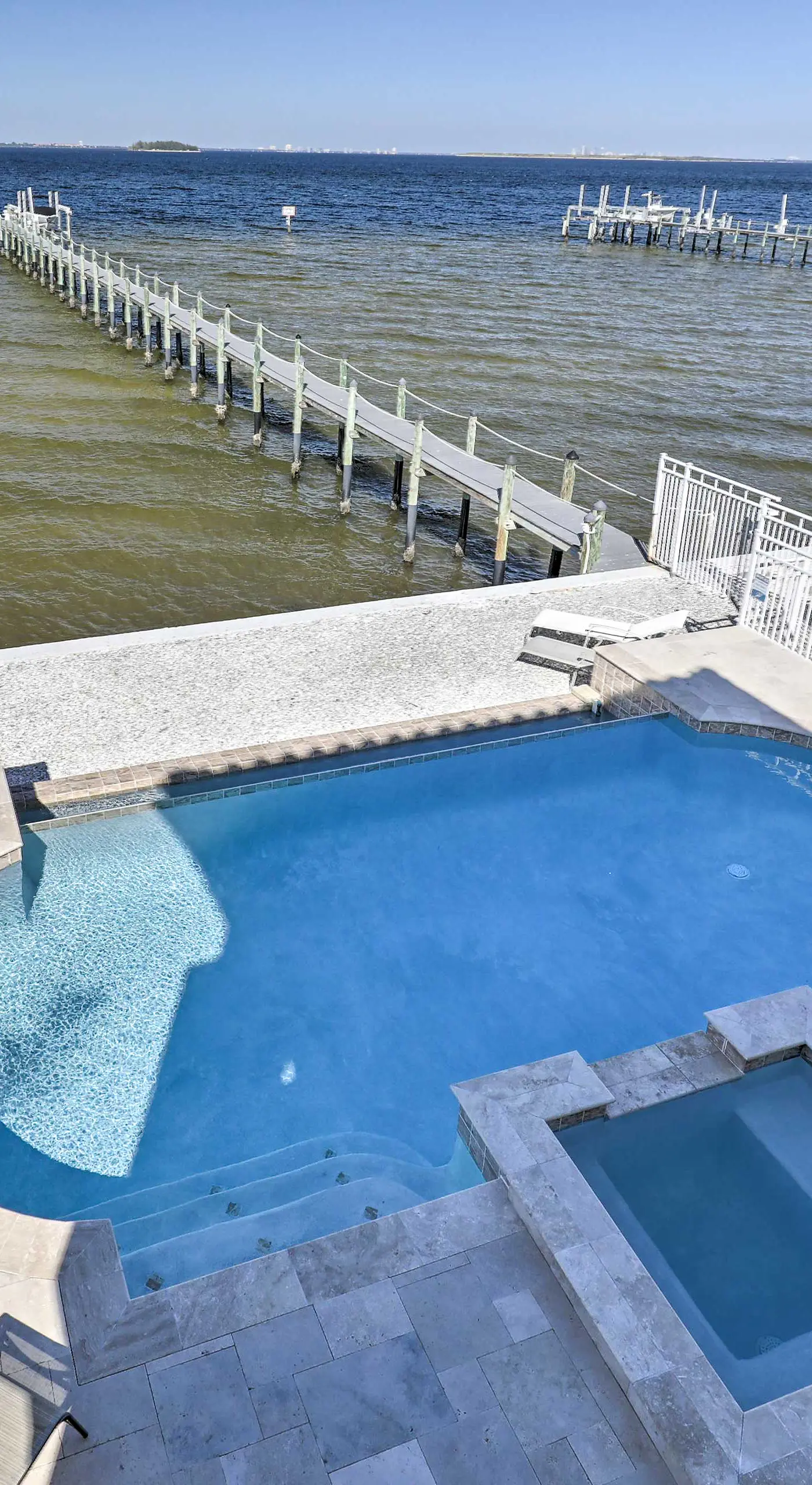 Waterfront Gem w/ Pool & Dock in Apollo Beach