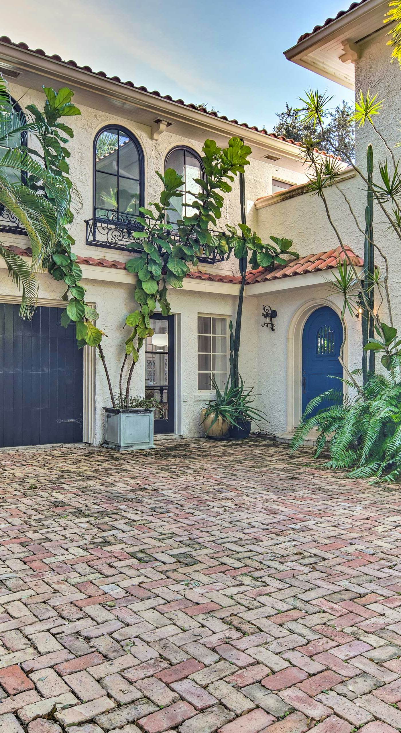 South Tampa Studio in Desirable Historic District!