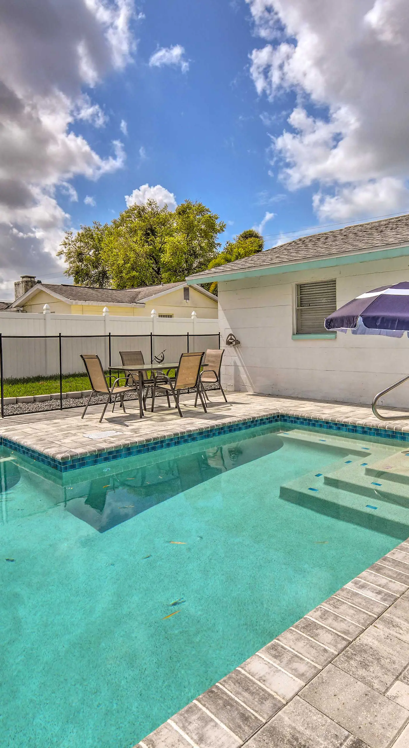 Apollo Beach Gem w/ Pool: 'The Flamingo House'