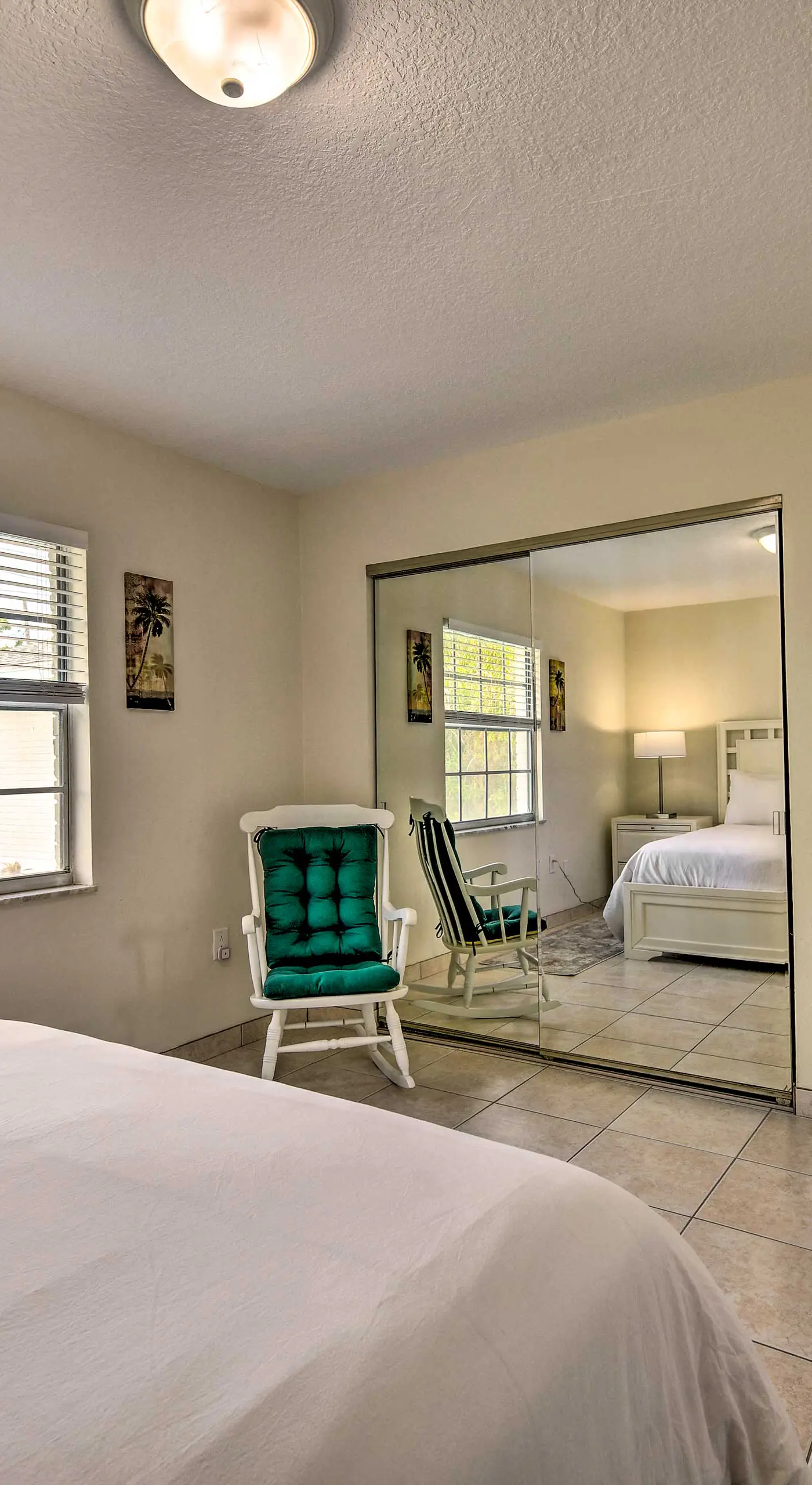 Apollo Beach Gem w/ Pool: 'The Flamingo House'