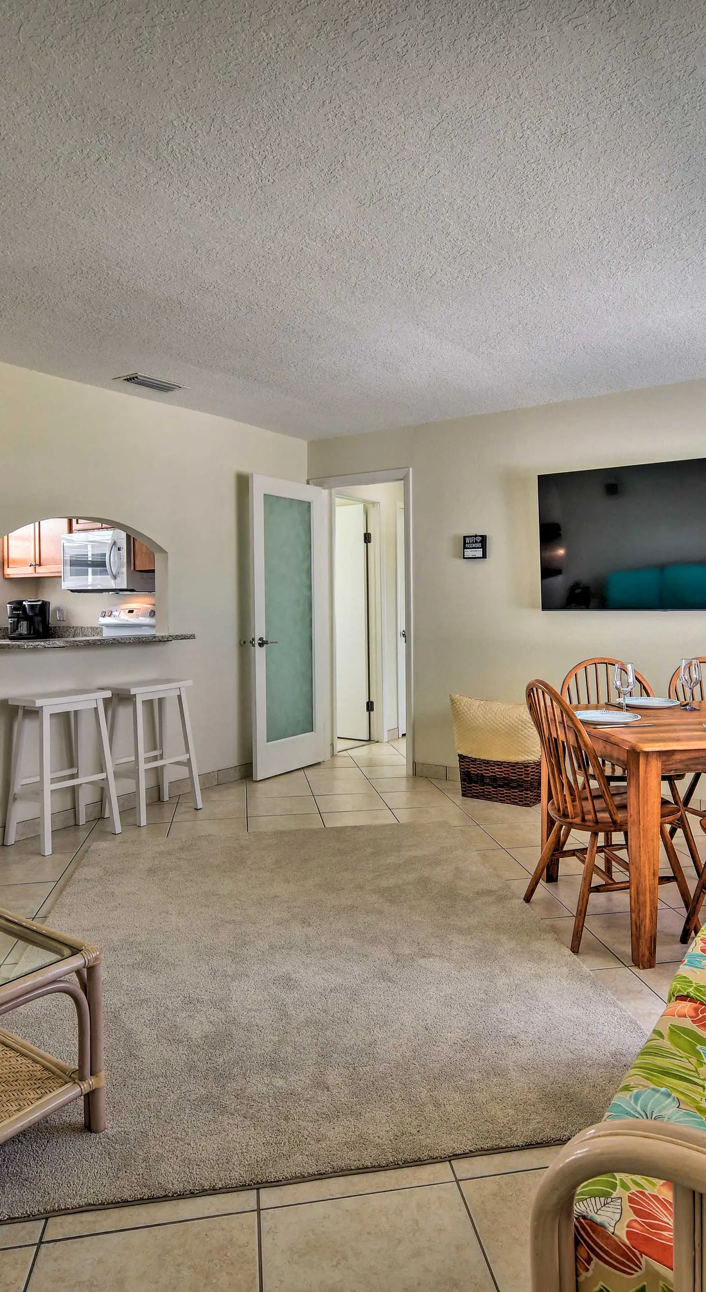 Apollo Beach Gem w/ Pool: 'The Flamingo House'