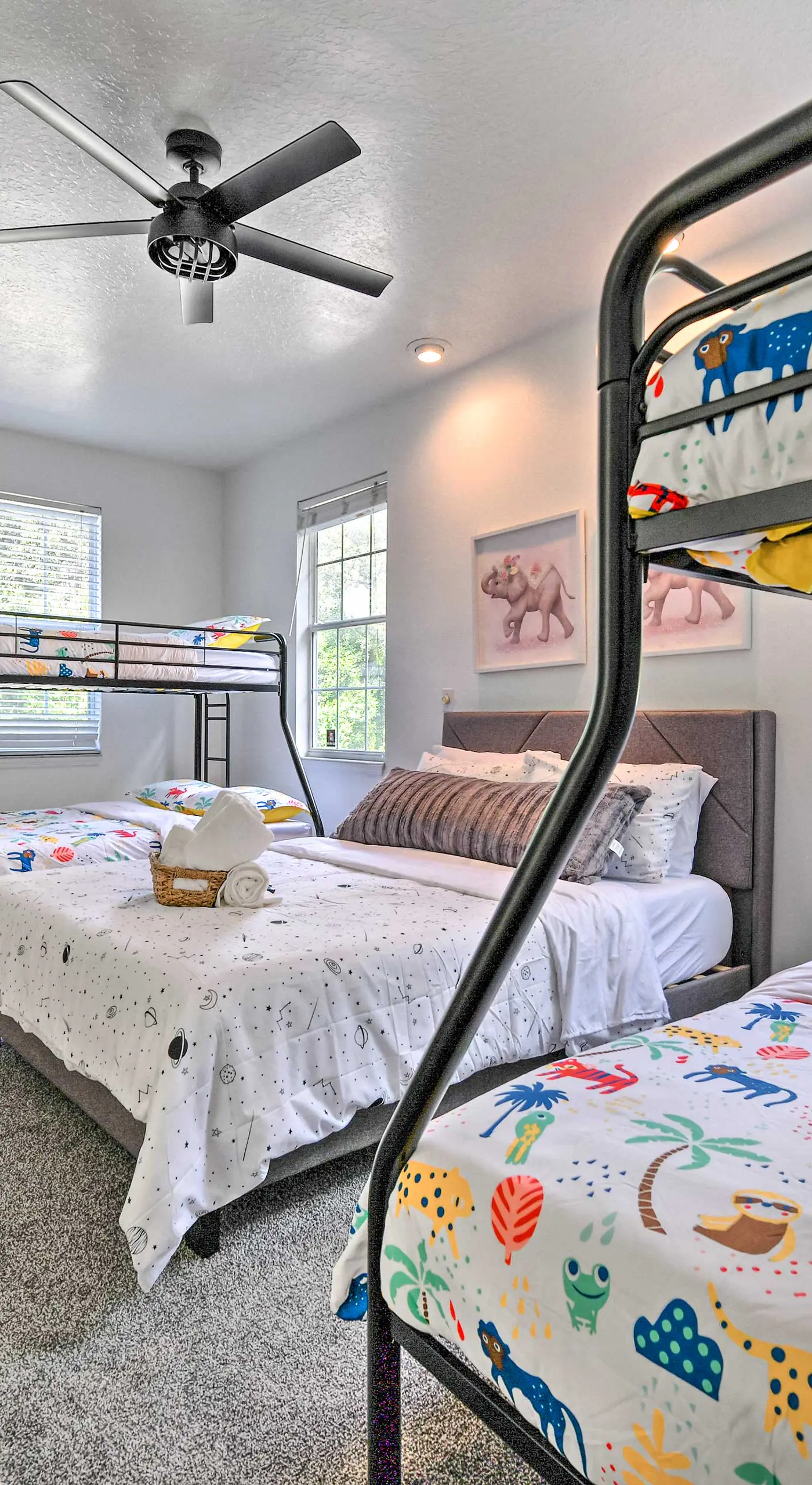 Stunning Thonotosassa Home ~ 7 Mi to Ocean!