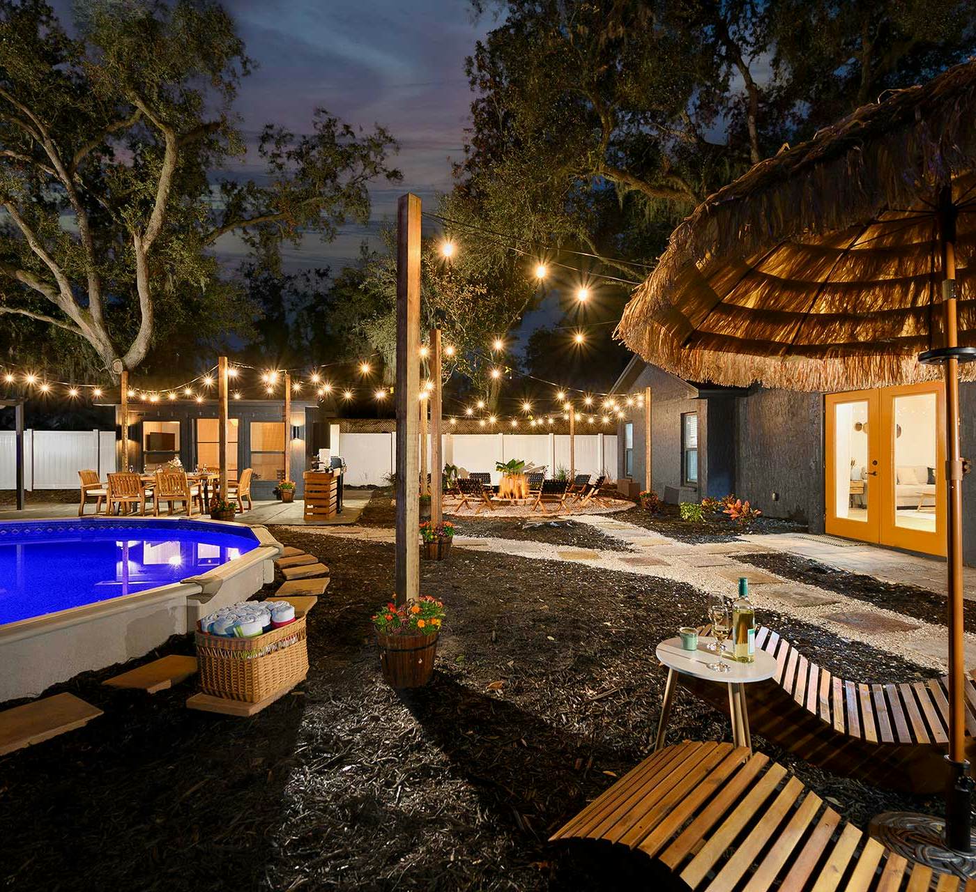 Private Pool & Hot Tubs: Luxe Brandon Oasis!