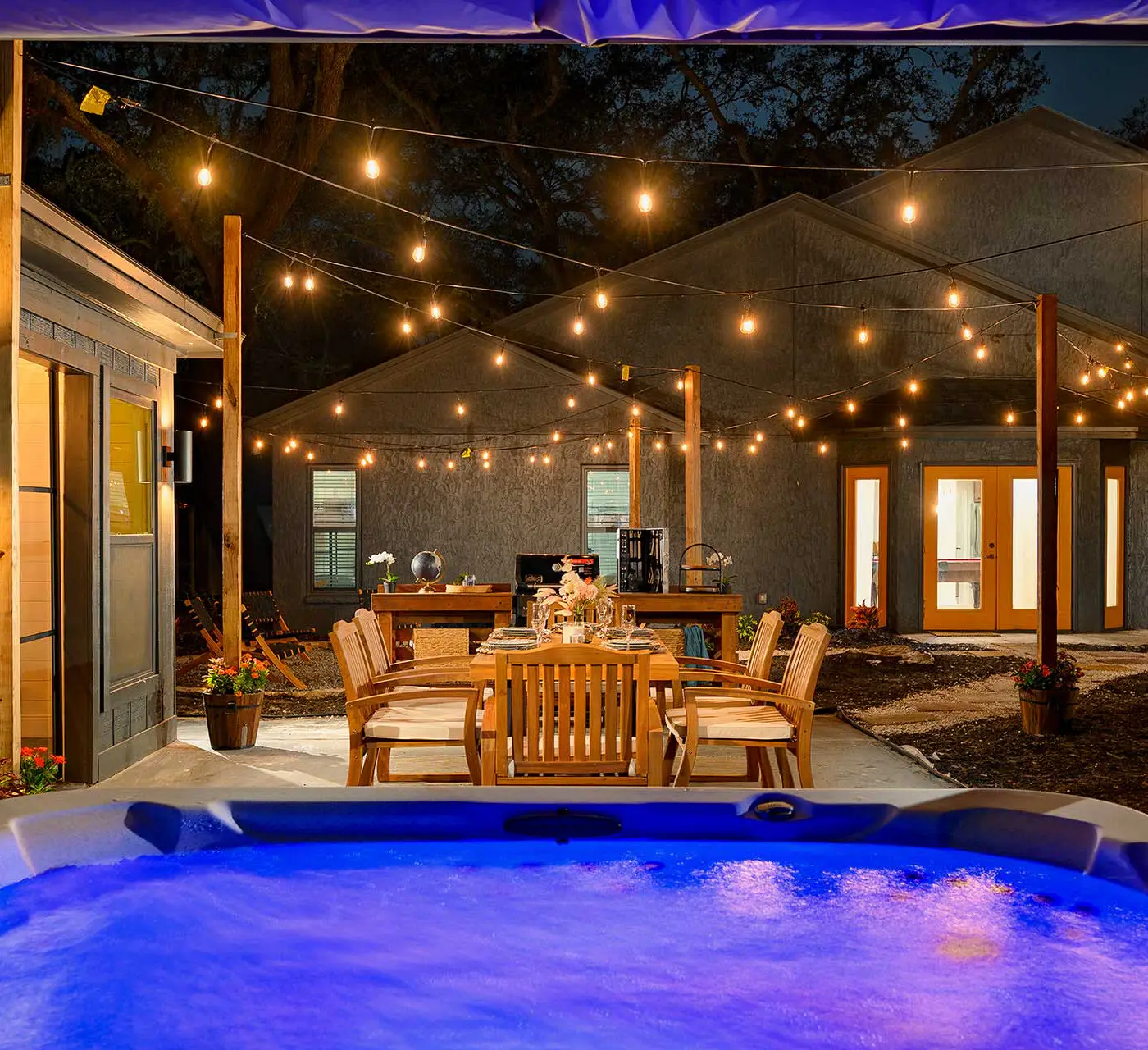 Private Pool & Hot Tubs: Luxe Brandon Oasis!