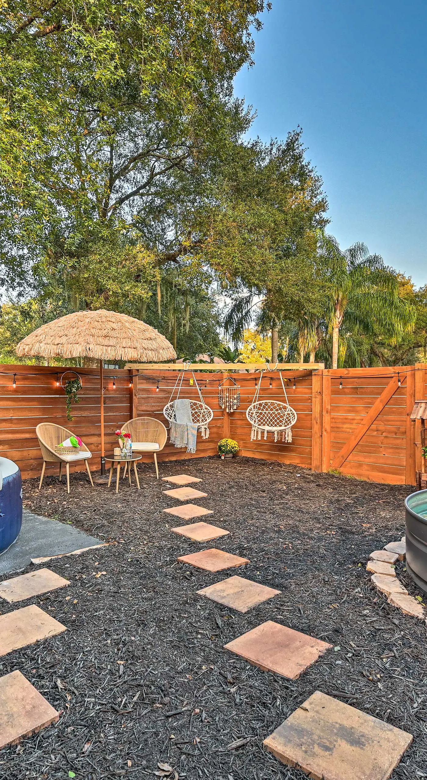 Private Pool & Hot Tubs: Luxe Brandon Oasis!