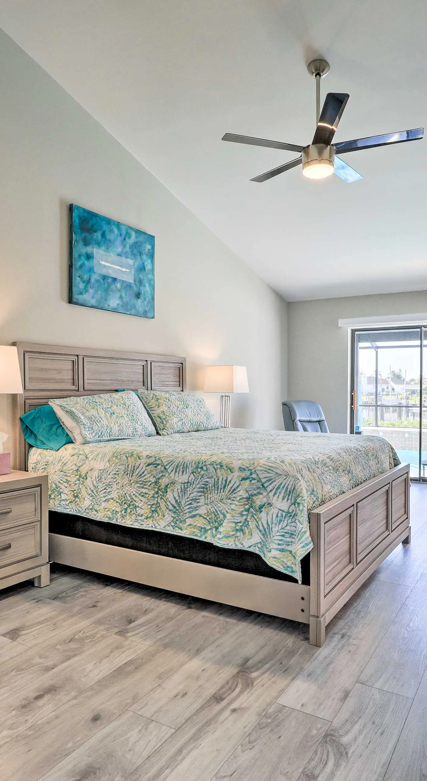 Private Dock & Saltwater Pool: Apollo Beach House
