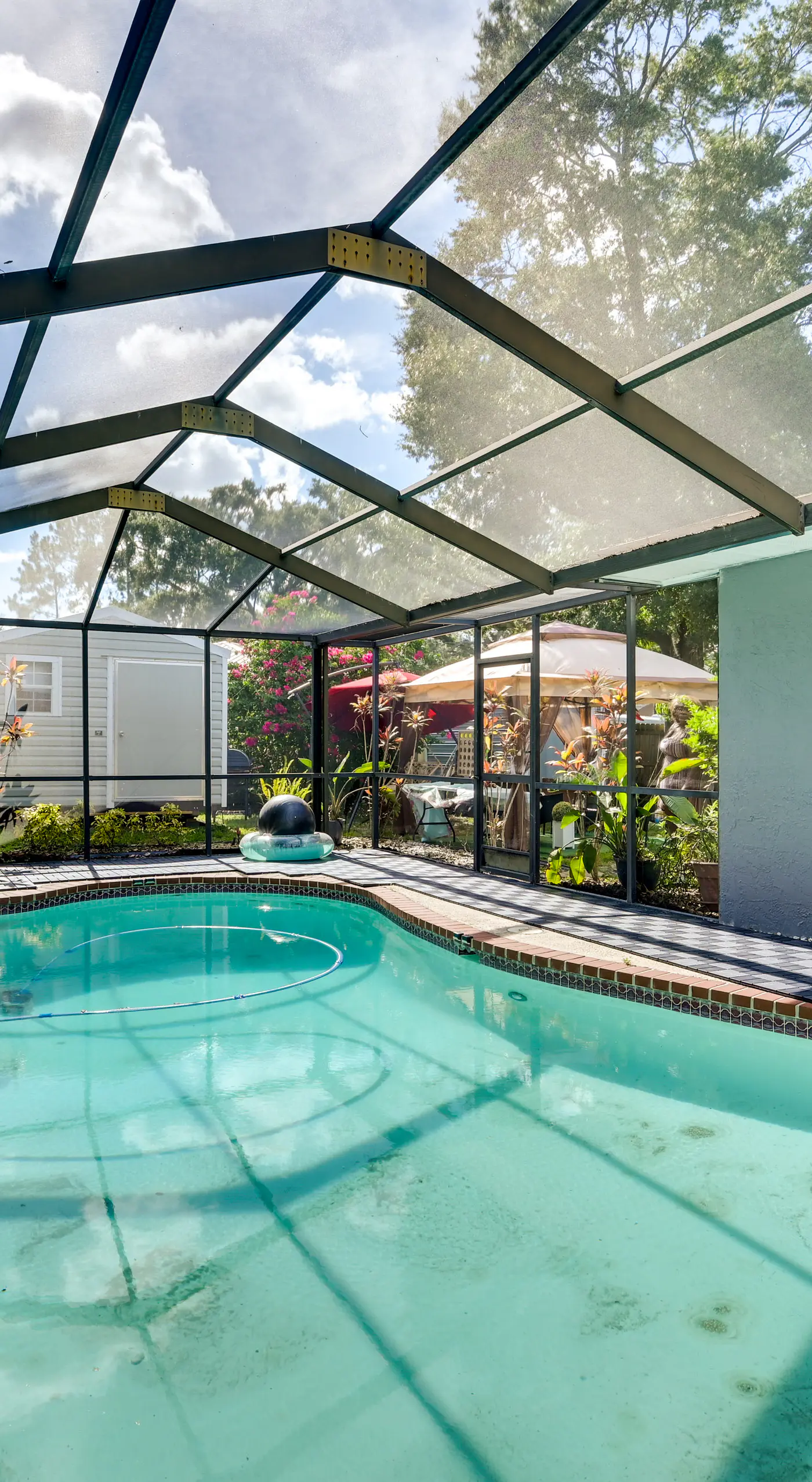 Cozy Brandon Vacation Rental w/ Shared Pool!