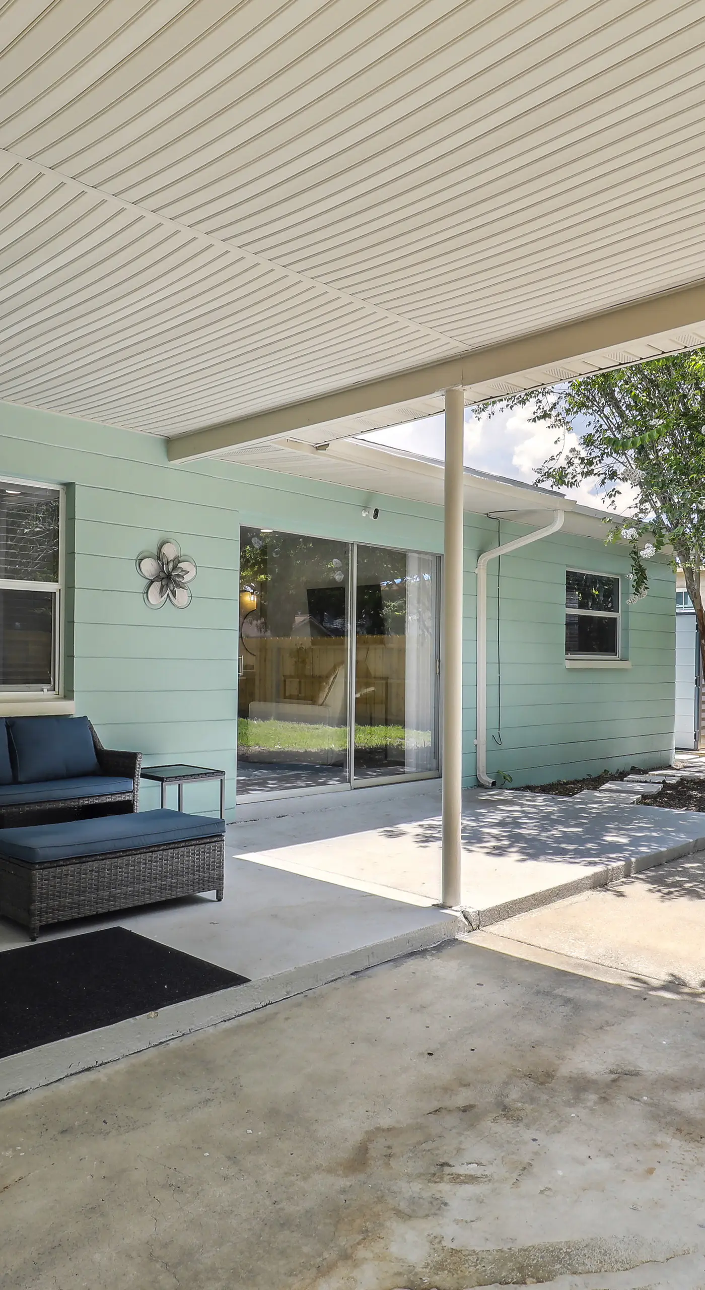 Tampa Vacation Rental ~ 3 Mi to Downtown!