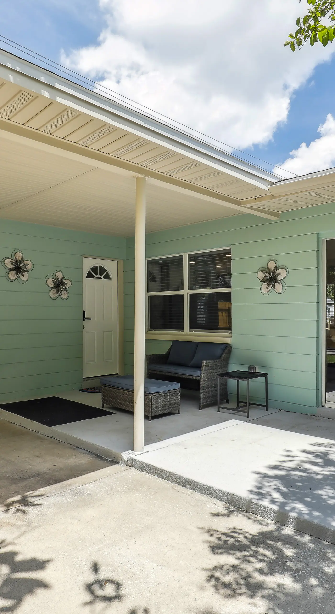 Tampa Vacation Rental ~ 3 Mi to Downtown!