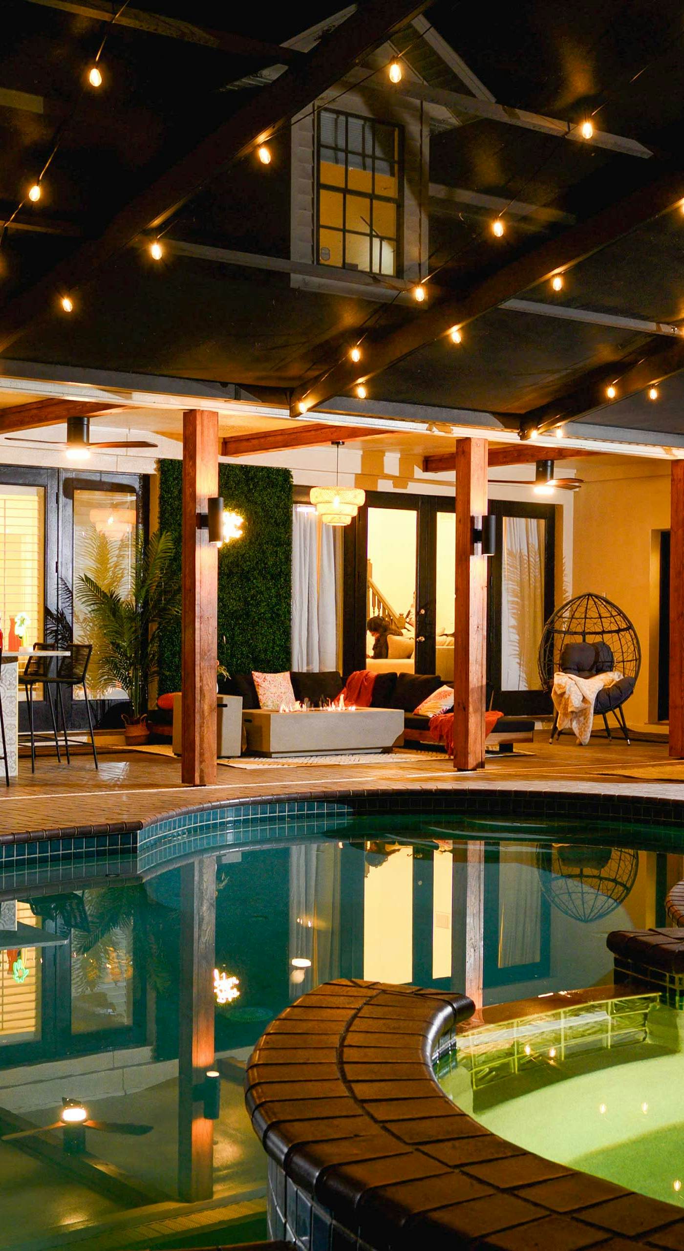 Exciting Valrico Villa w/ Private Pool & Game Room