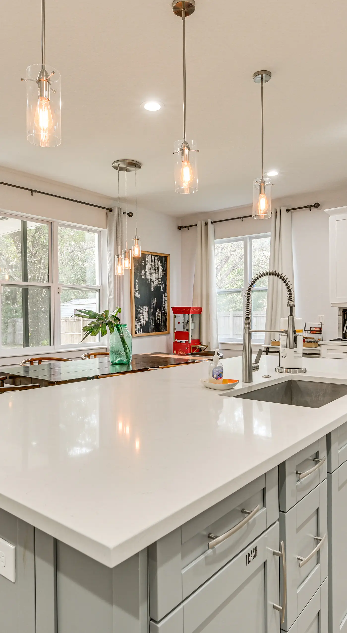 3 Mi to USF: Dog-Friendly Home w/ Large Yard