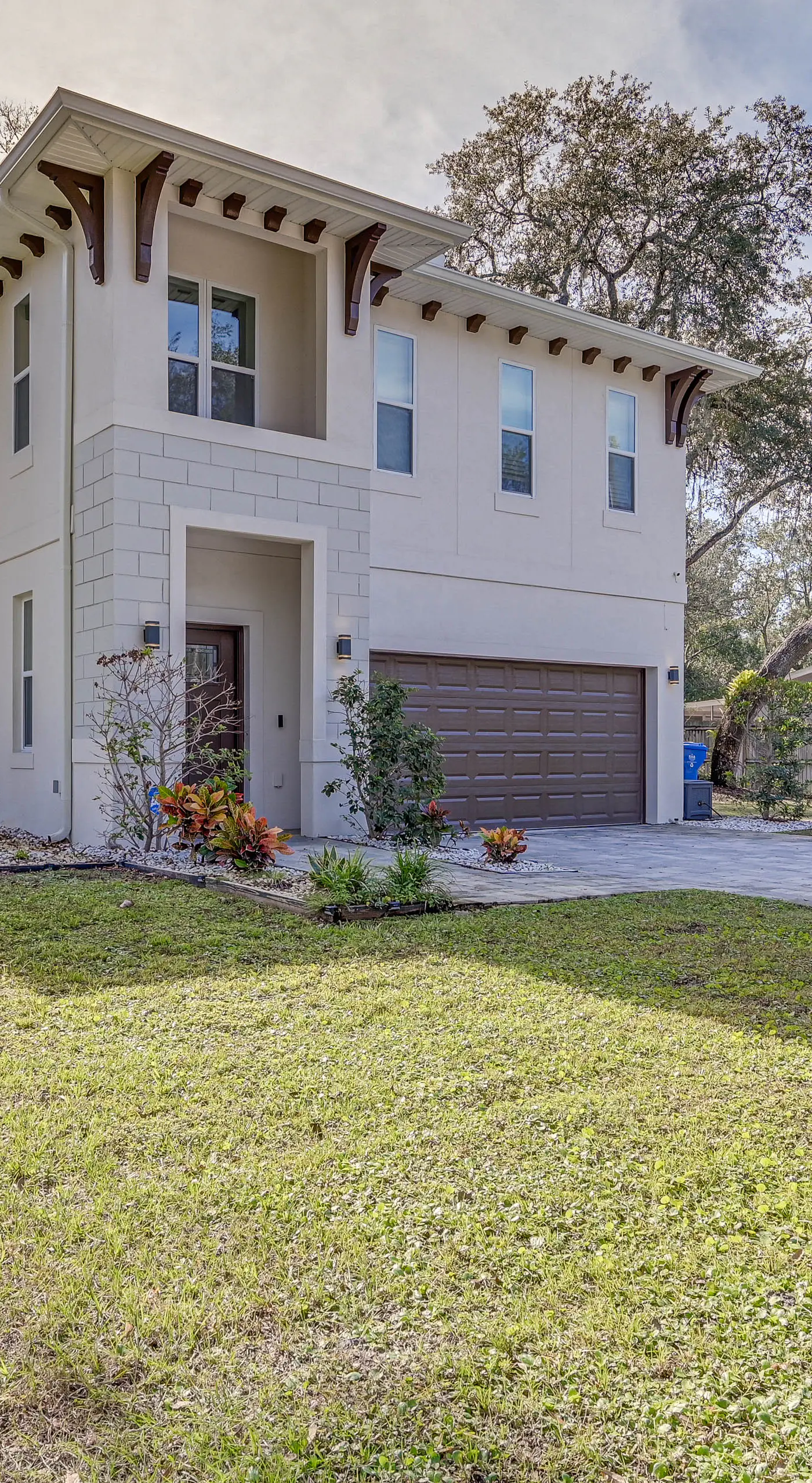 3 Mi to USF: Dog-Friendly Home w/ Large Yard