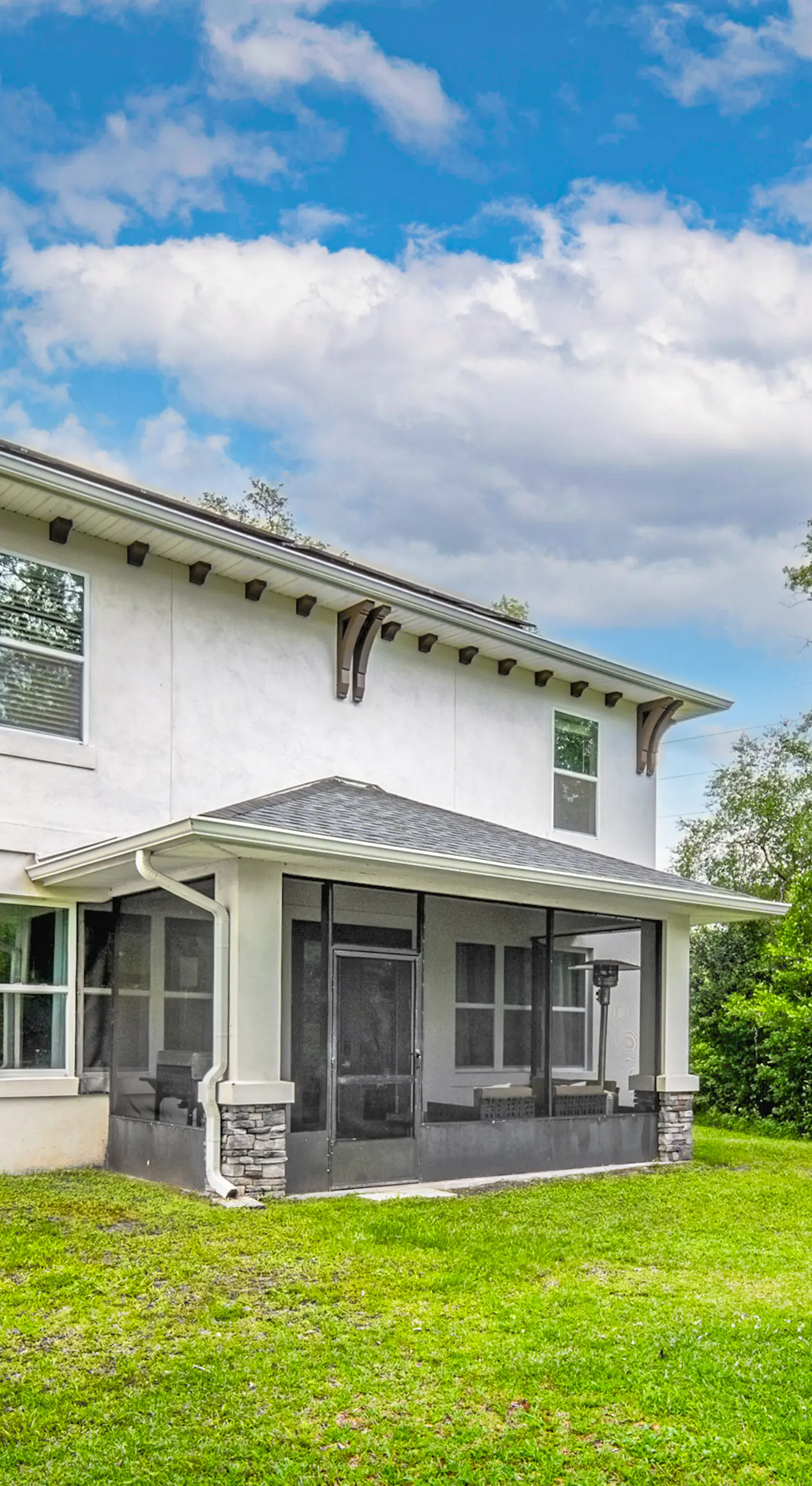 3 Mi to USF: Dog-Friendly Home w/ Large Yard