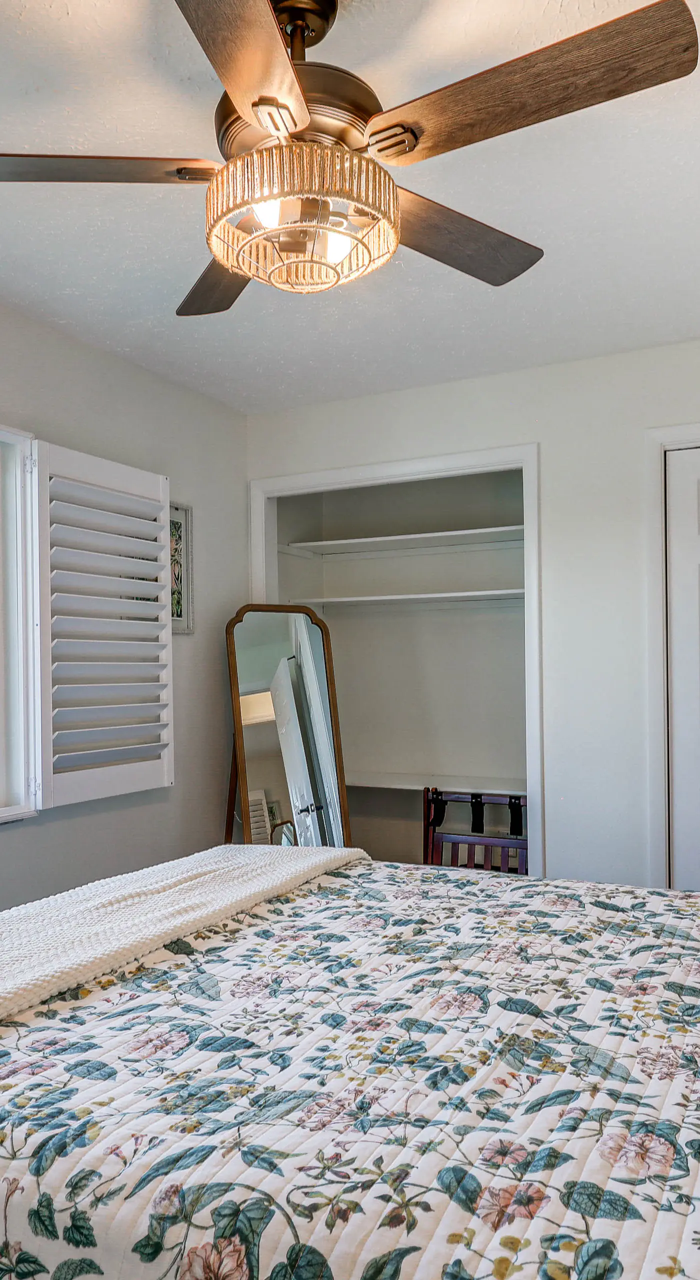 Apollo Beach Oasis: Lanai + Heated Pool!