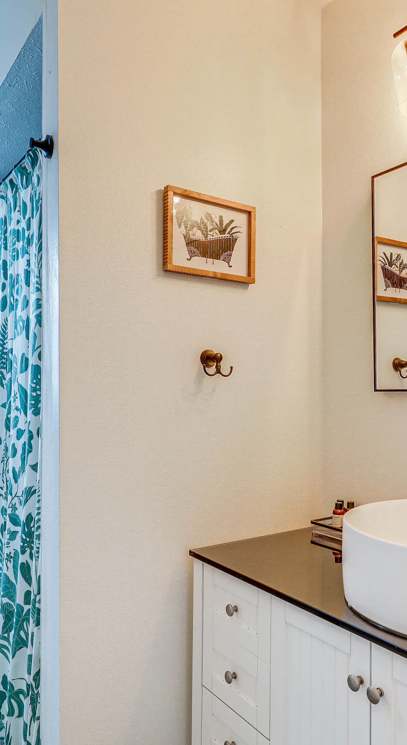 Apollo Beach Oasis: Lanai + Heated Pool!