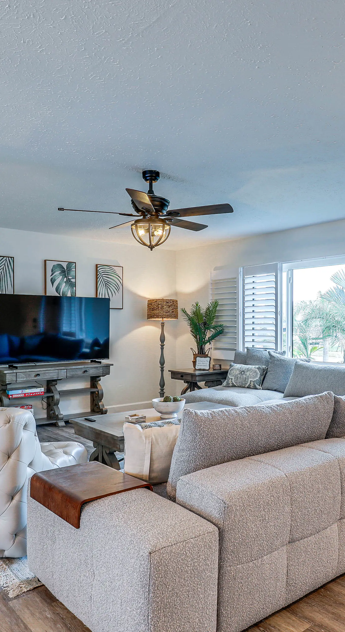 Apollo Beach Oasis: Lanai + Heated Pool!