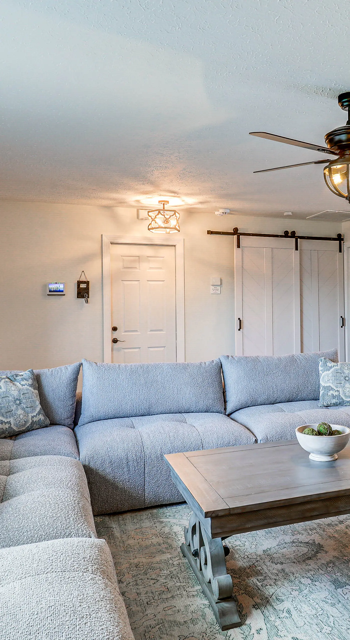 Apollo Beach Oasis: Lanai + Heated Pool!