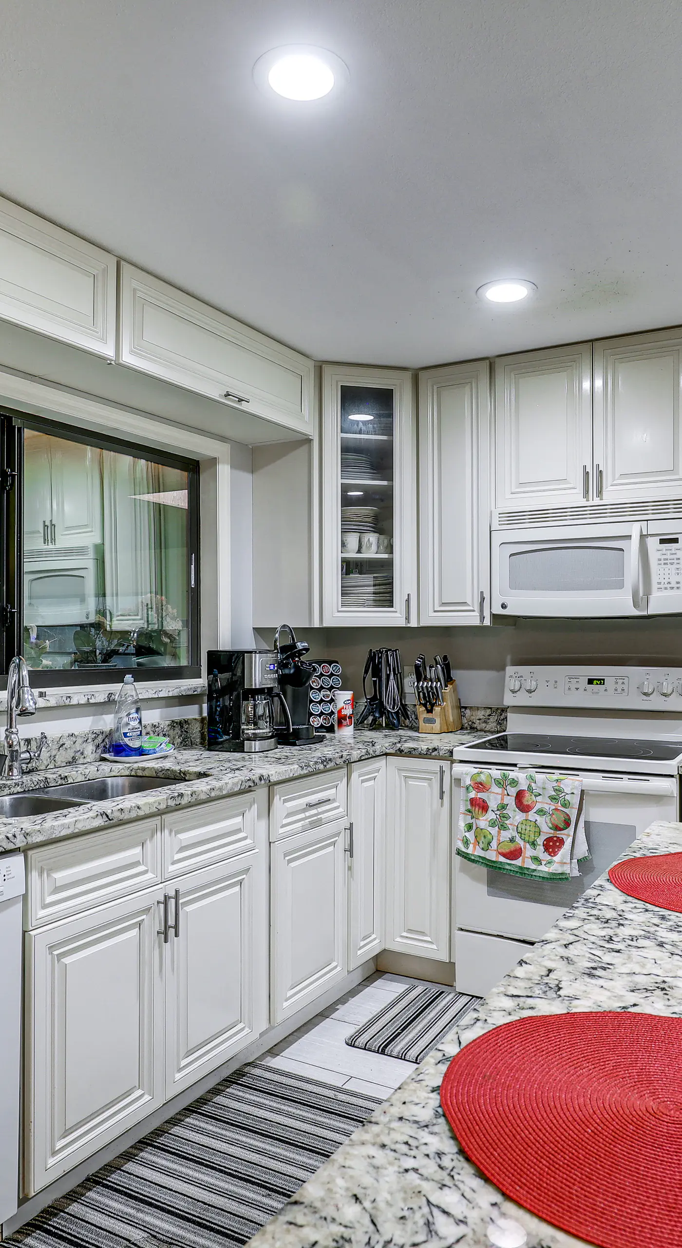 Tampa Area Home w/ Indoor Pool, Families Welcome!