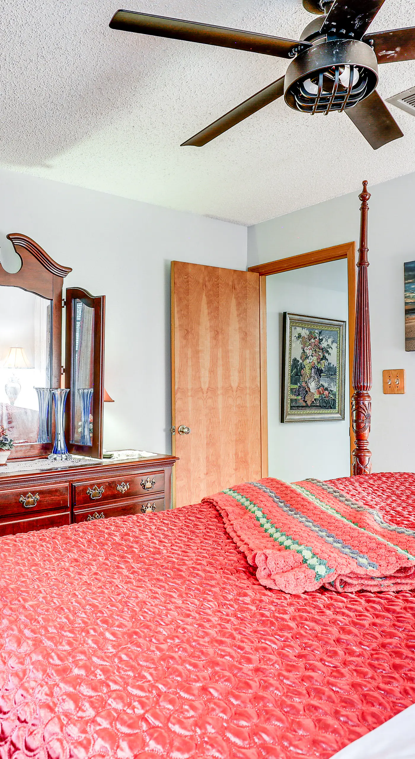Tampa Area Home w/ Indoor Pool, Families Welcome!