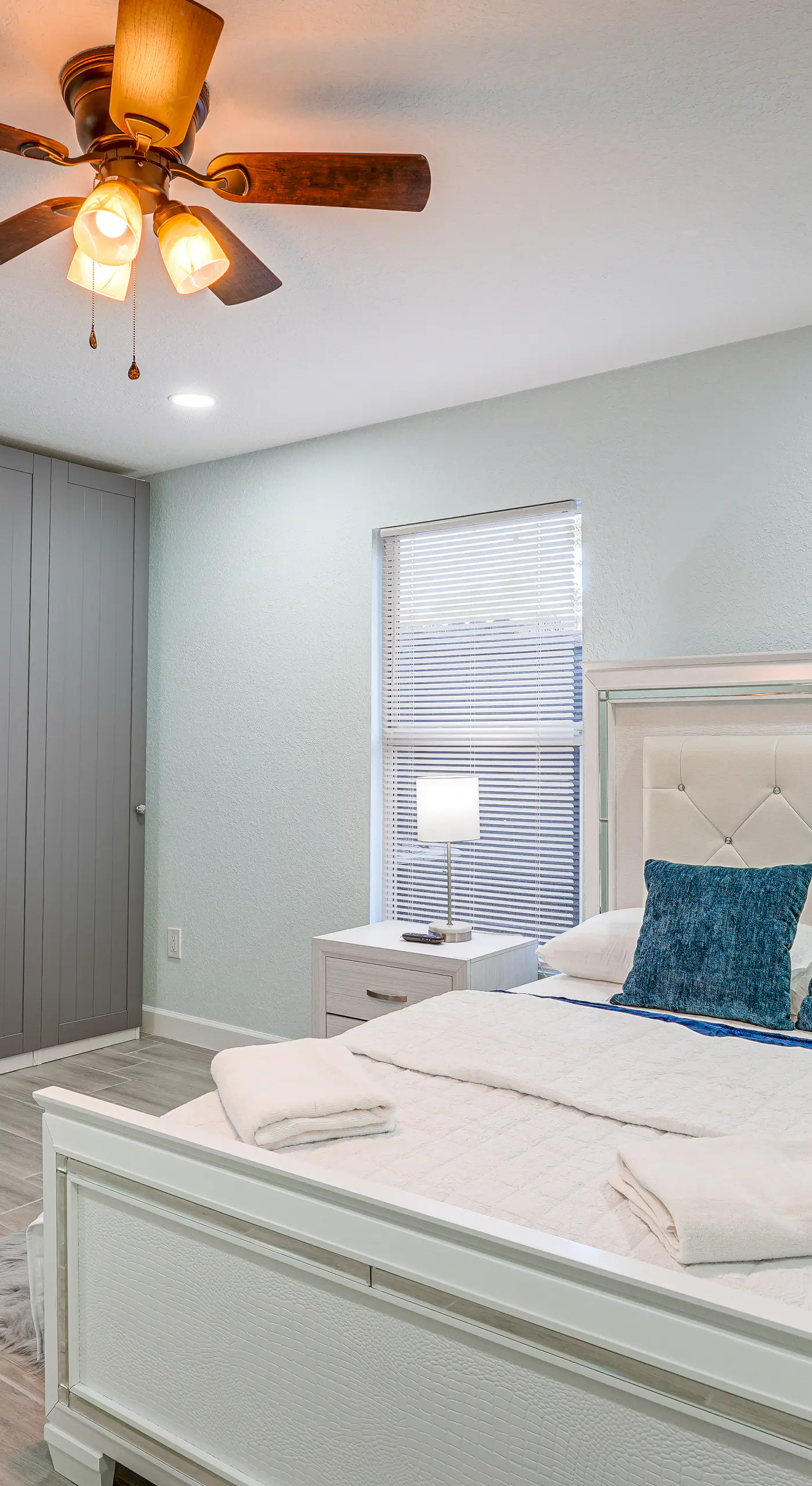 Vibrant Tampa Home: Perfect for Long Stays!