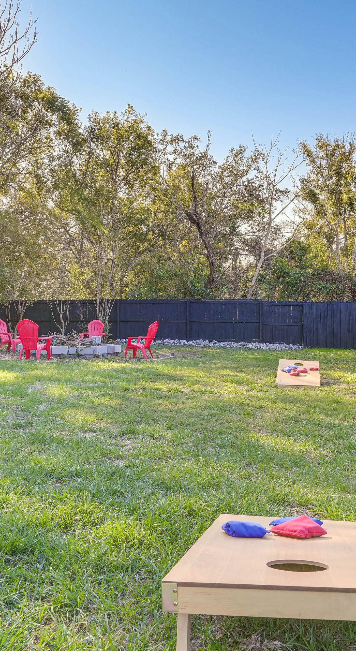 Vibrant Tampa Home: Perfect for Long Stays!