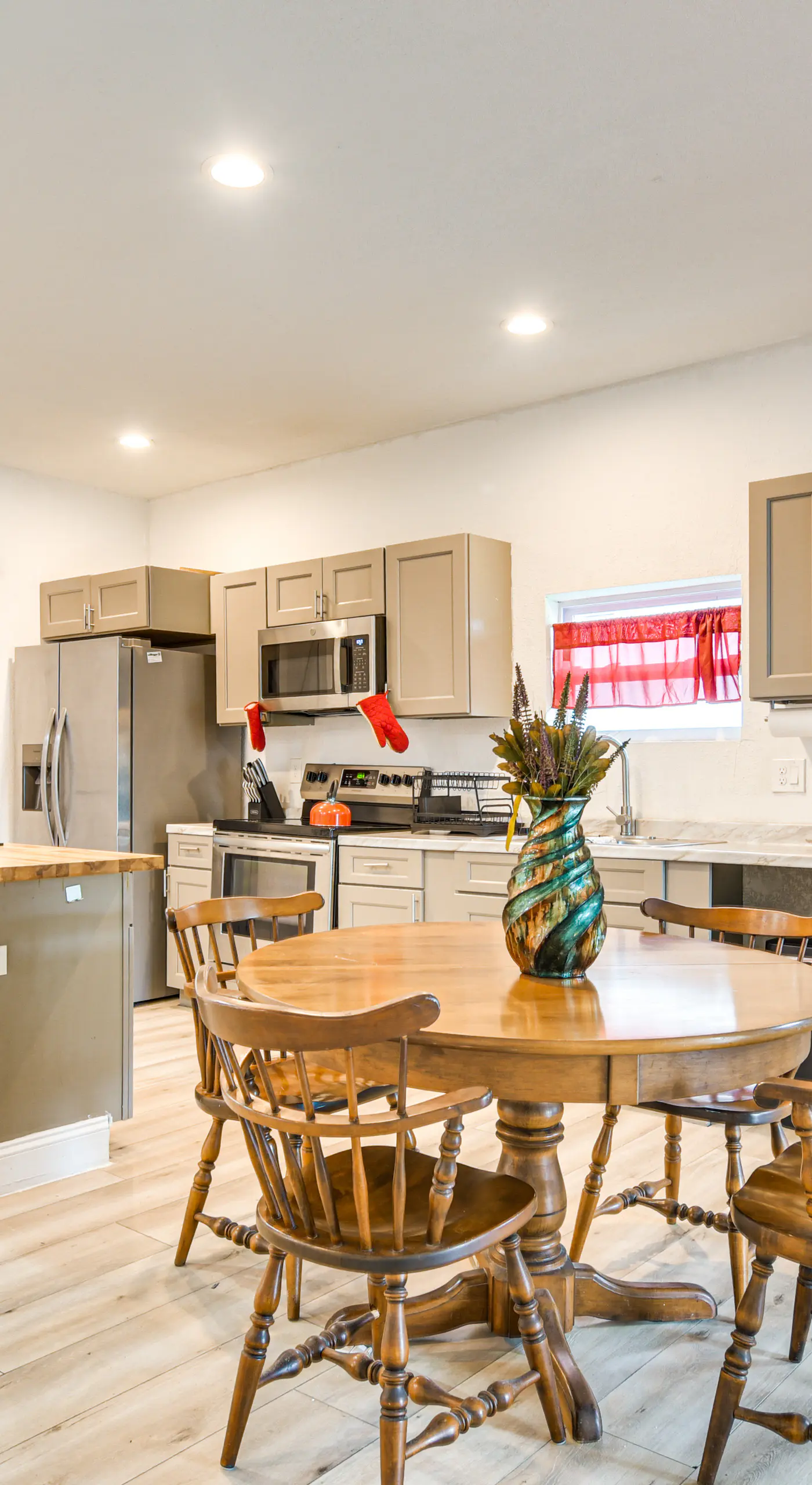 2 Mi to Busch Gardens: Family-Friendly Tampa Home