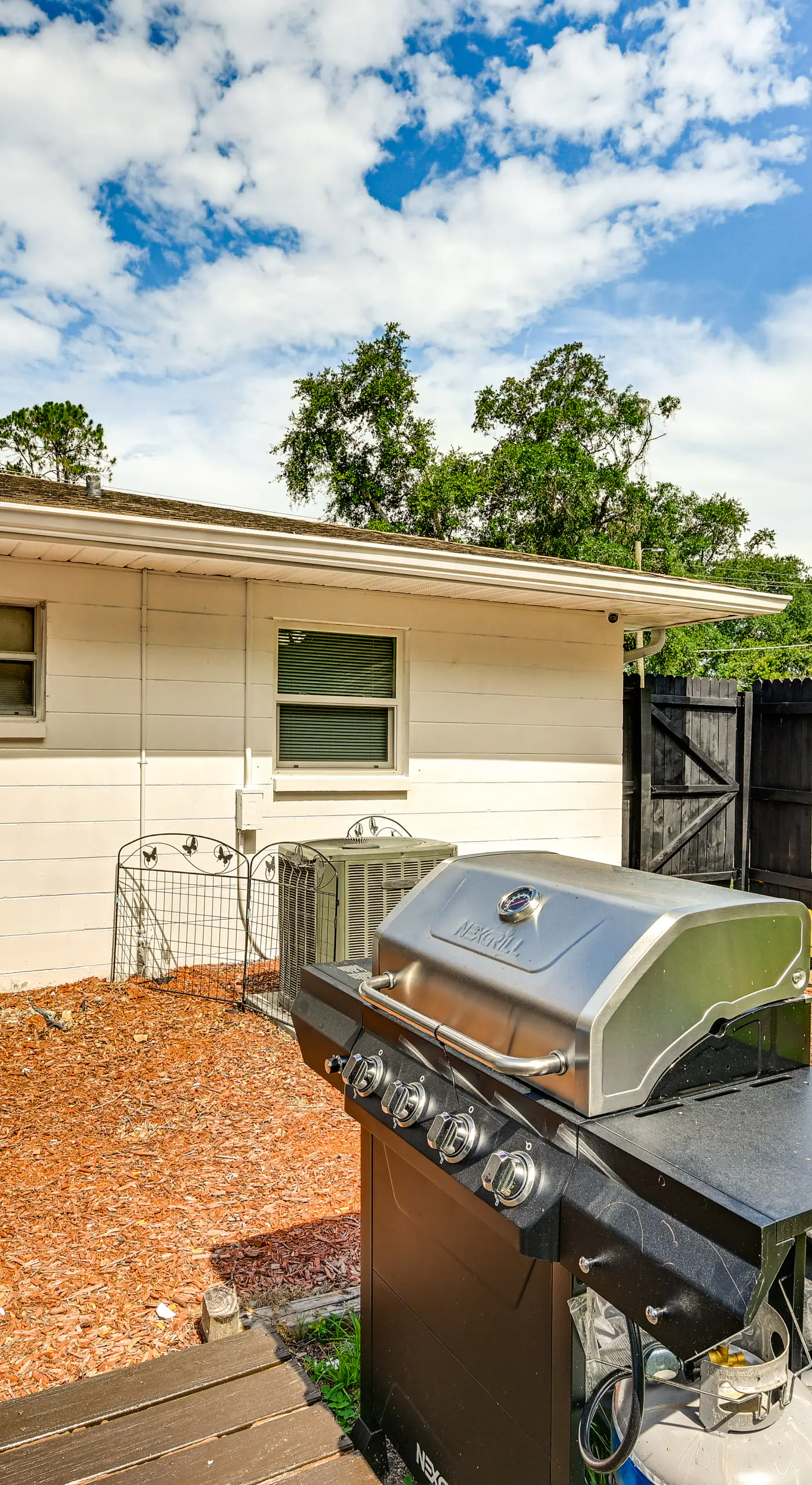 Breezy Lutz Home w/ Patio: Perfect for Long Stays
