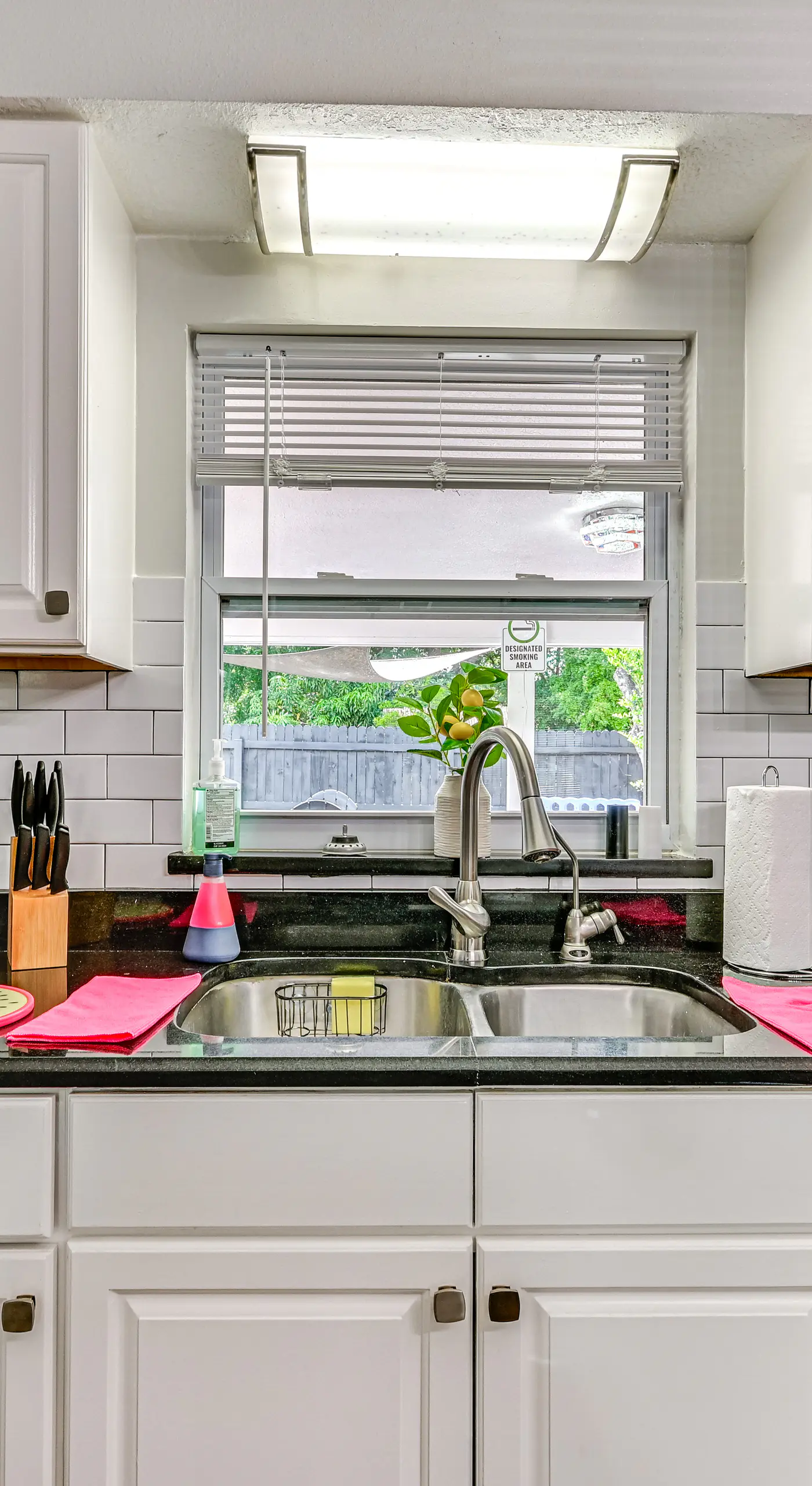 Breezy Lutz Home w/ Patio: Perfect for Long Stays