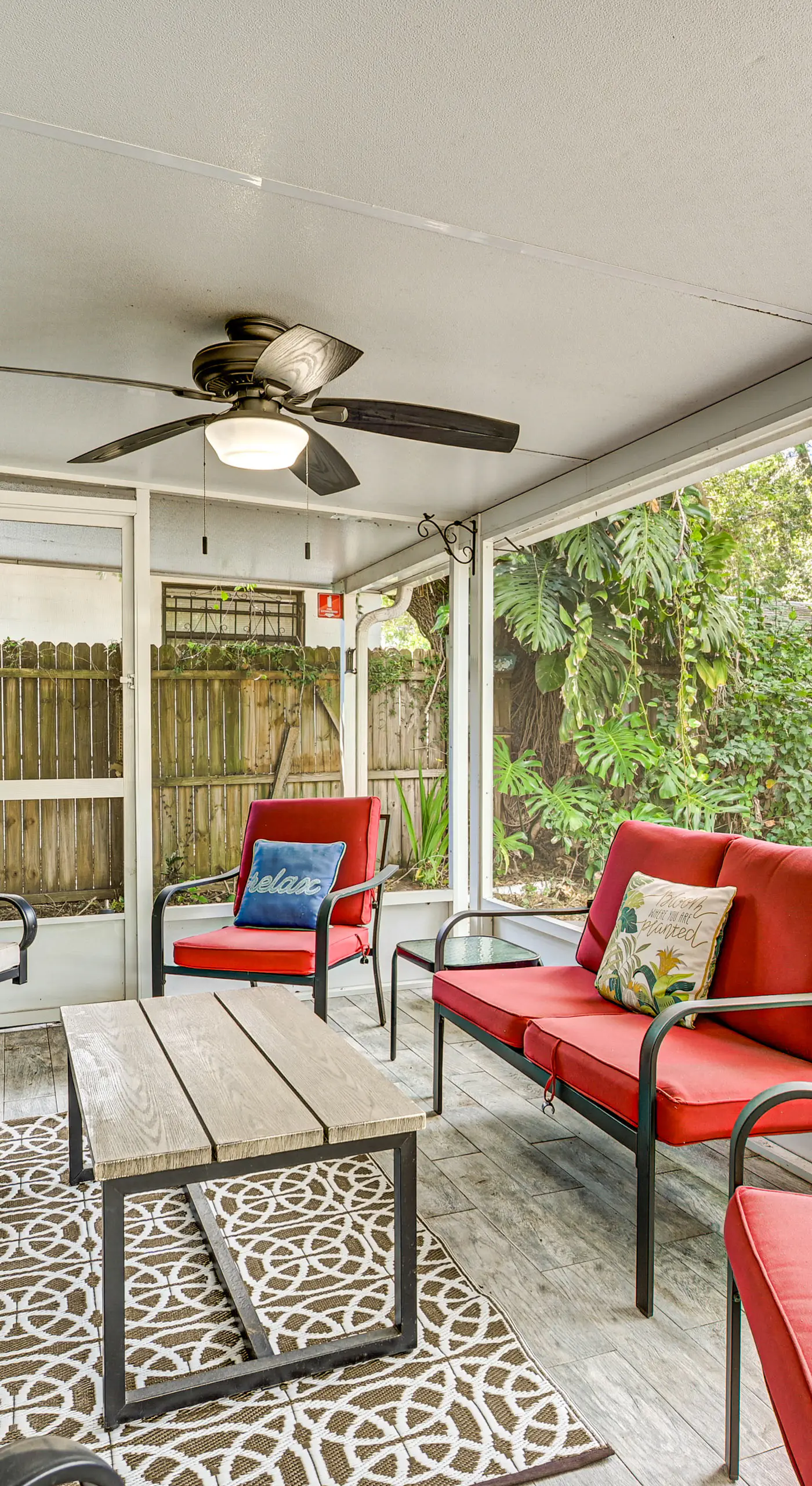 Home w/ Expansive Patio, 3 Mi to Busch Gardens!