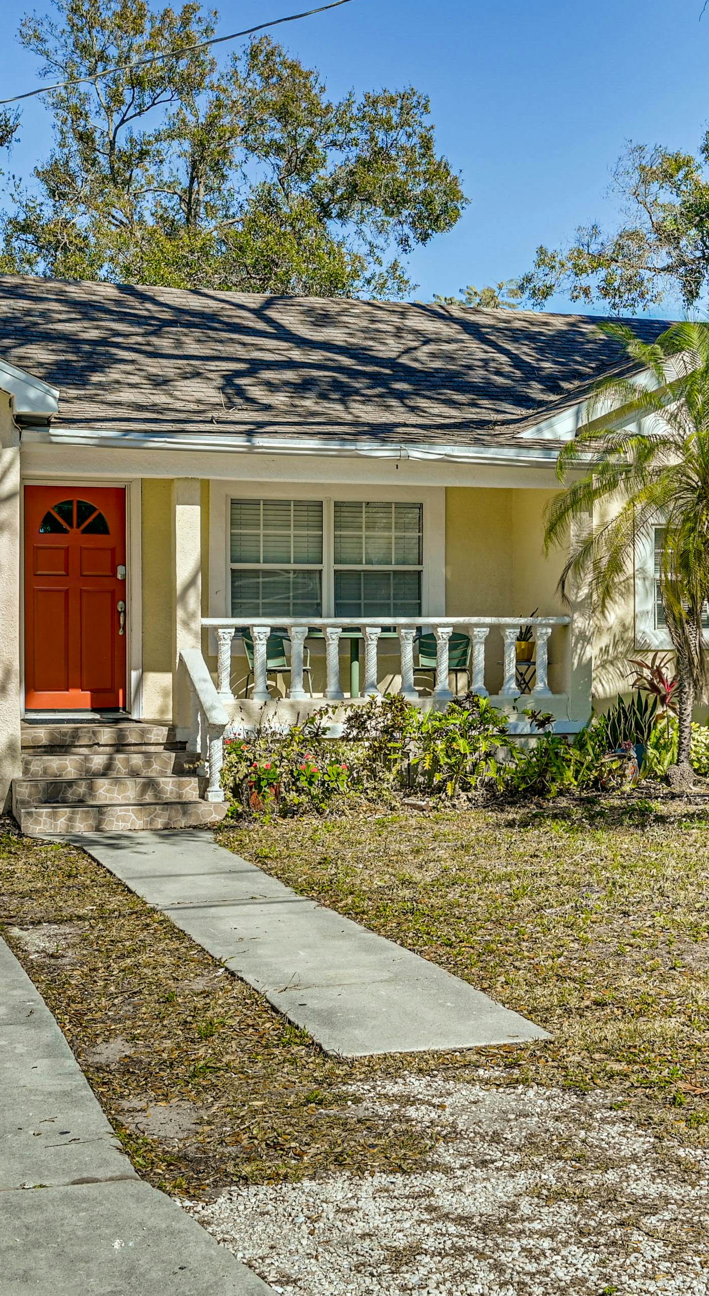 Backyard Fun & Dtwn Exploring: Family Gem in Tampa