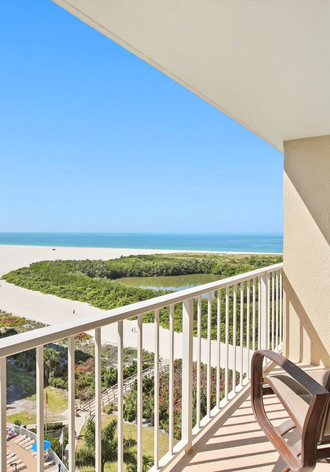 Marco Island Condo - Water Views & Pool Access
