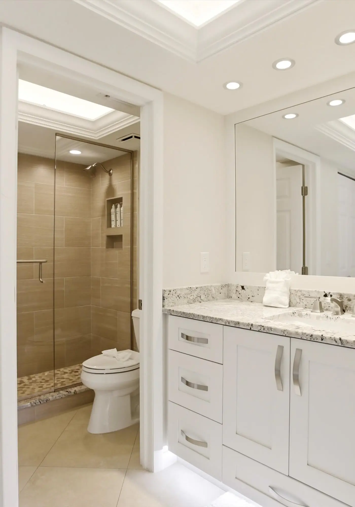 Marco Island Condo - Water Views & Pool Access