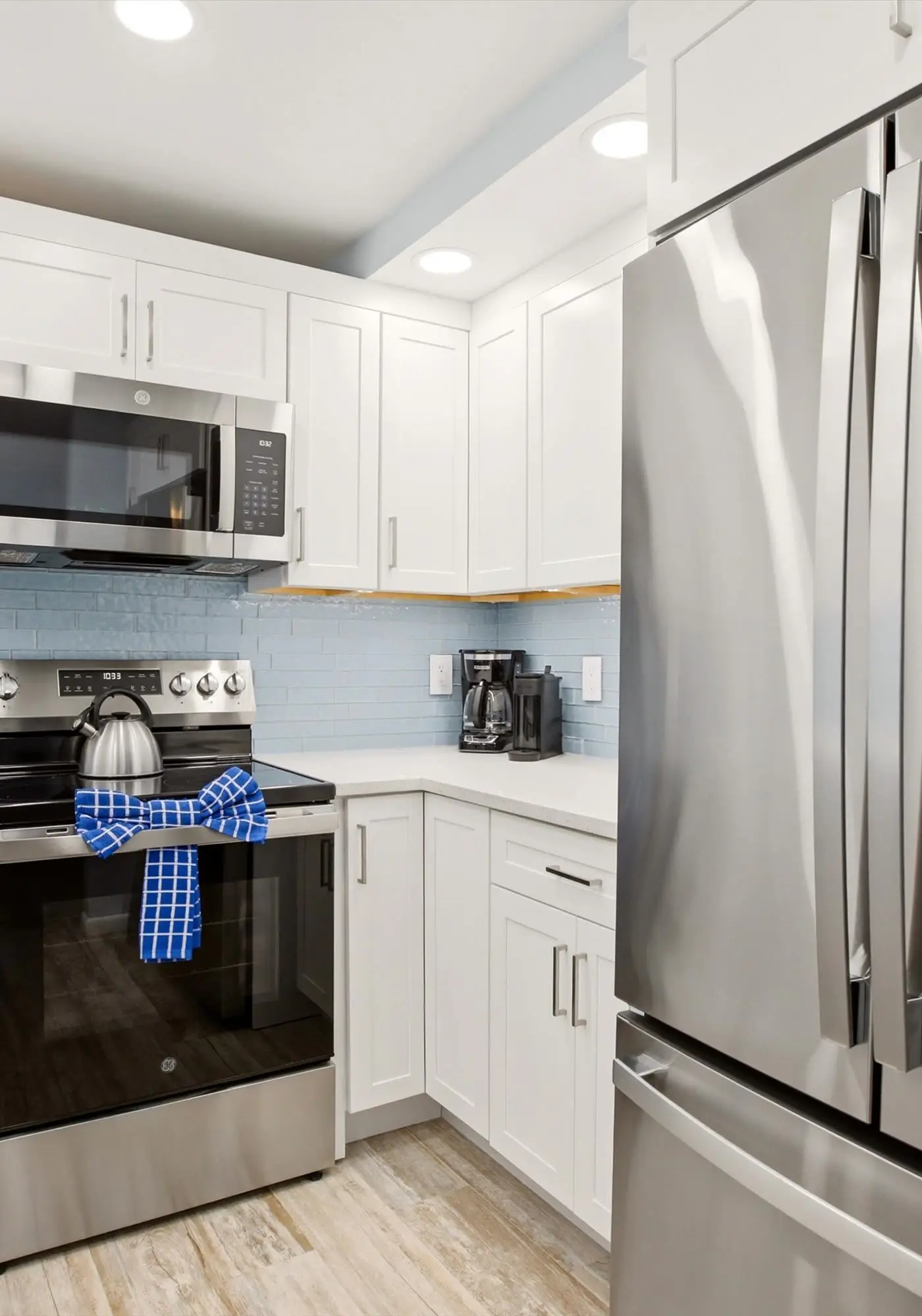 Marco Island Condo - Water Views & Pool Access