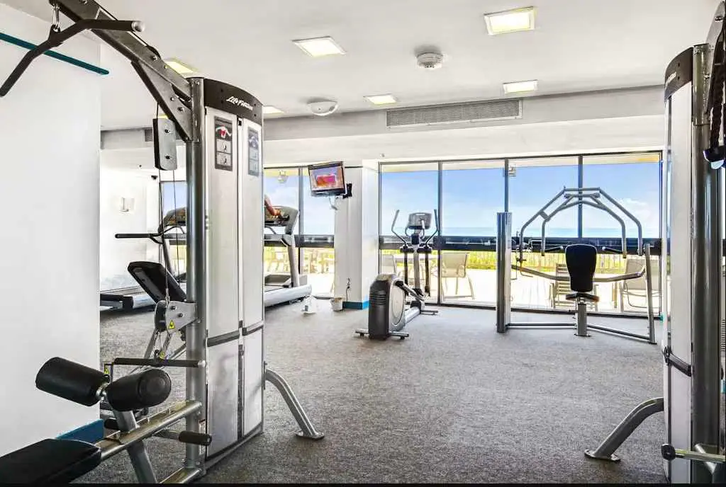 Breathtaking Ocean & Bay Views from the 22nd Floor