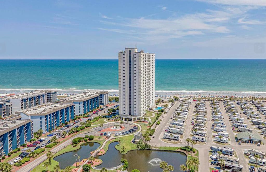 Beautifully Renovated 2BR Condo-Endless Ocean Views-Myrtle Beach Resort Renaissance Tower 1616
