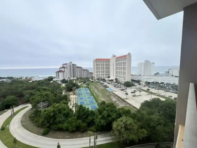 Spacious Coastal Escape for Family Getaways