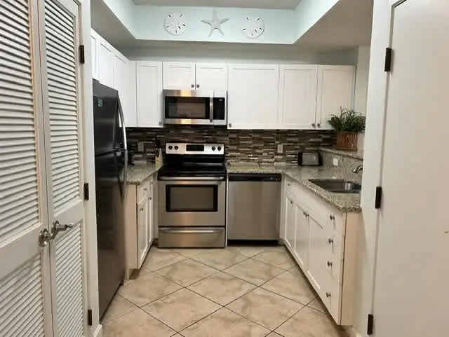 Spacious Coastal Escape for Family Getaways