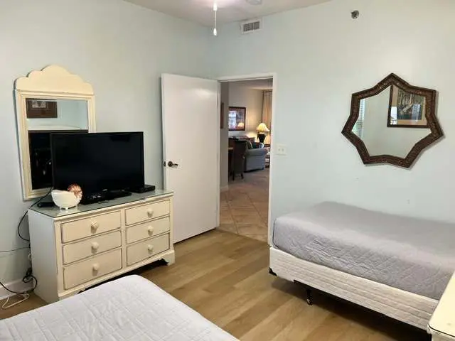 Spacious Coastal Escape for Family Getaways