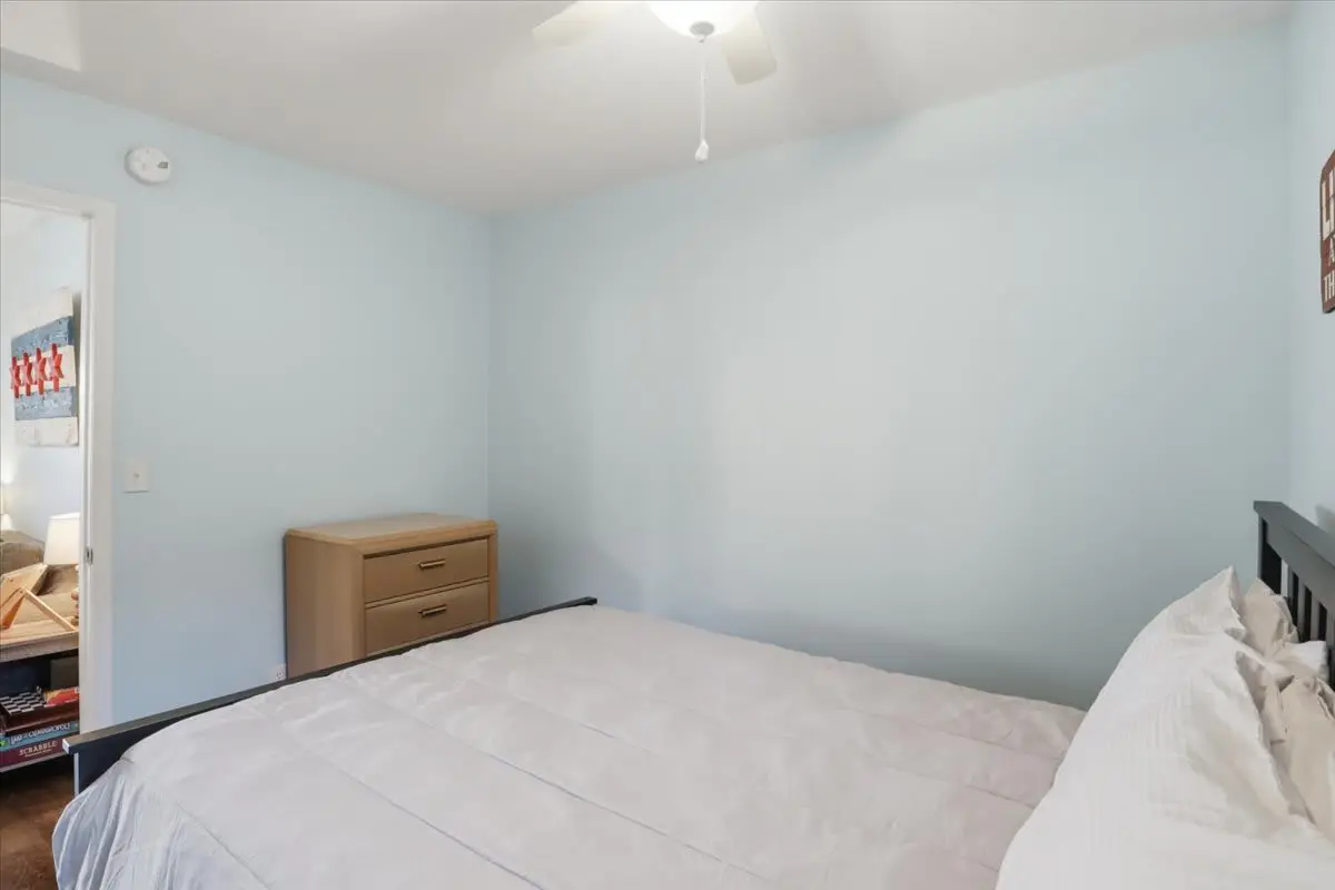Charming 3BR Cabin - LAKE VIEW - Camdenton